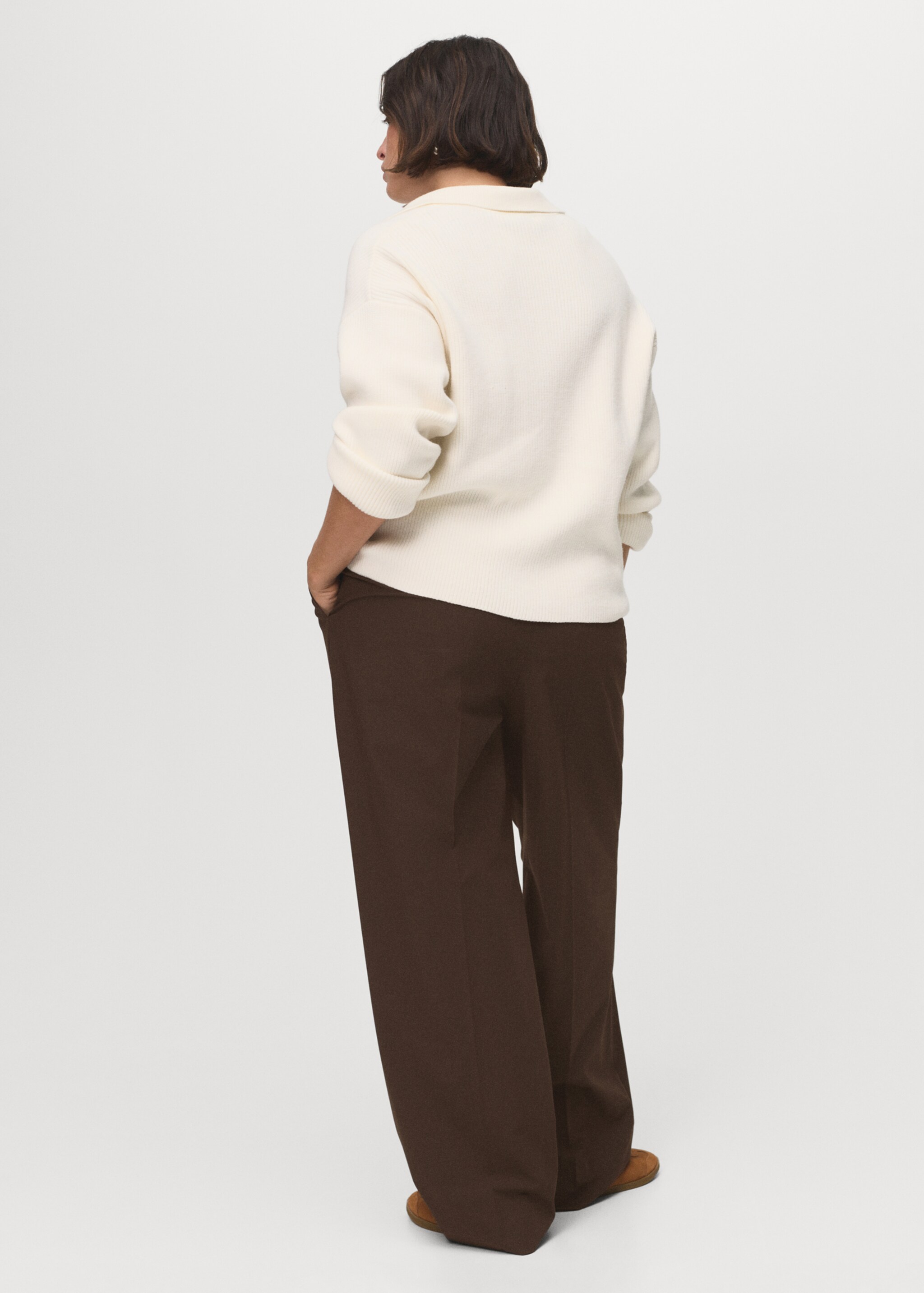 Low-rise wide-leg pants - Details of the article 4, Brown. Ref: 17094096-01.