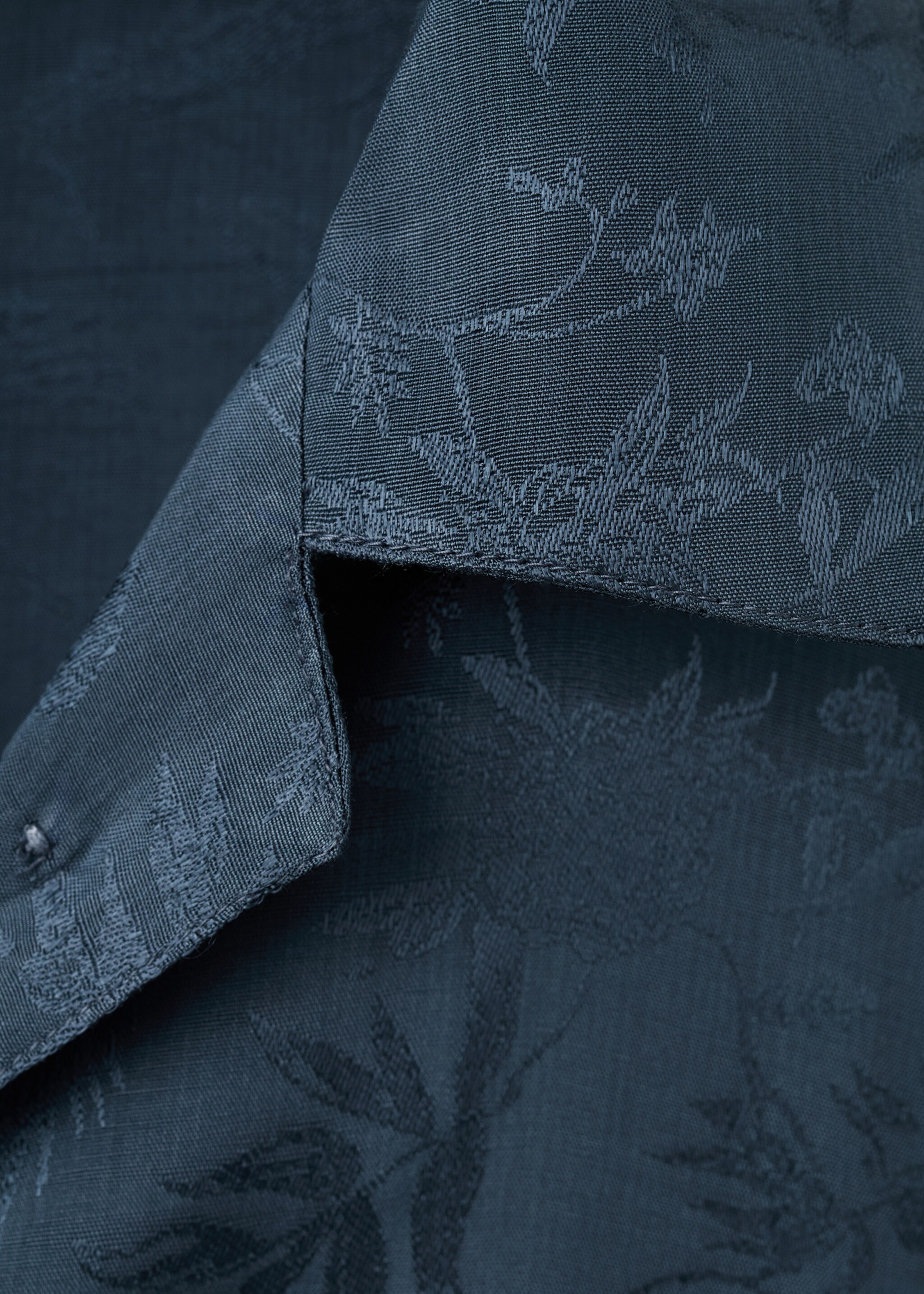 Jacquard satin pyjama shirt - Details of the article 8, Night Blue. Ref: 17094106-01.