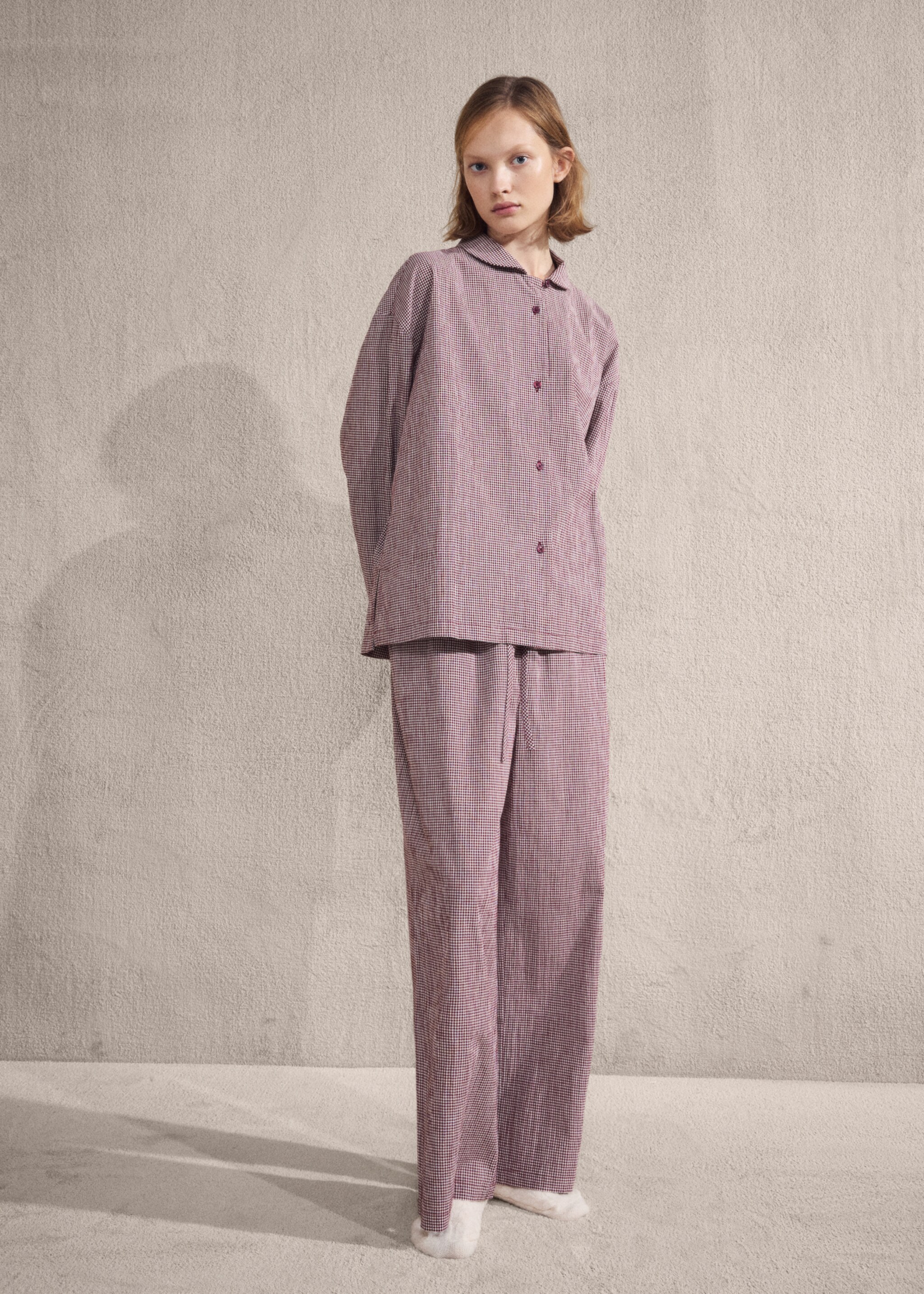 Two-piece cotton pyjamas in gingham check - General plane, Red. Ref: 17094107-01.