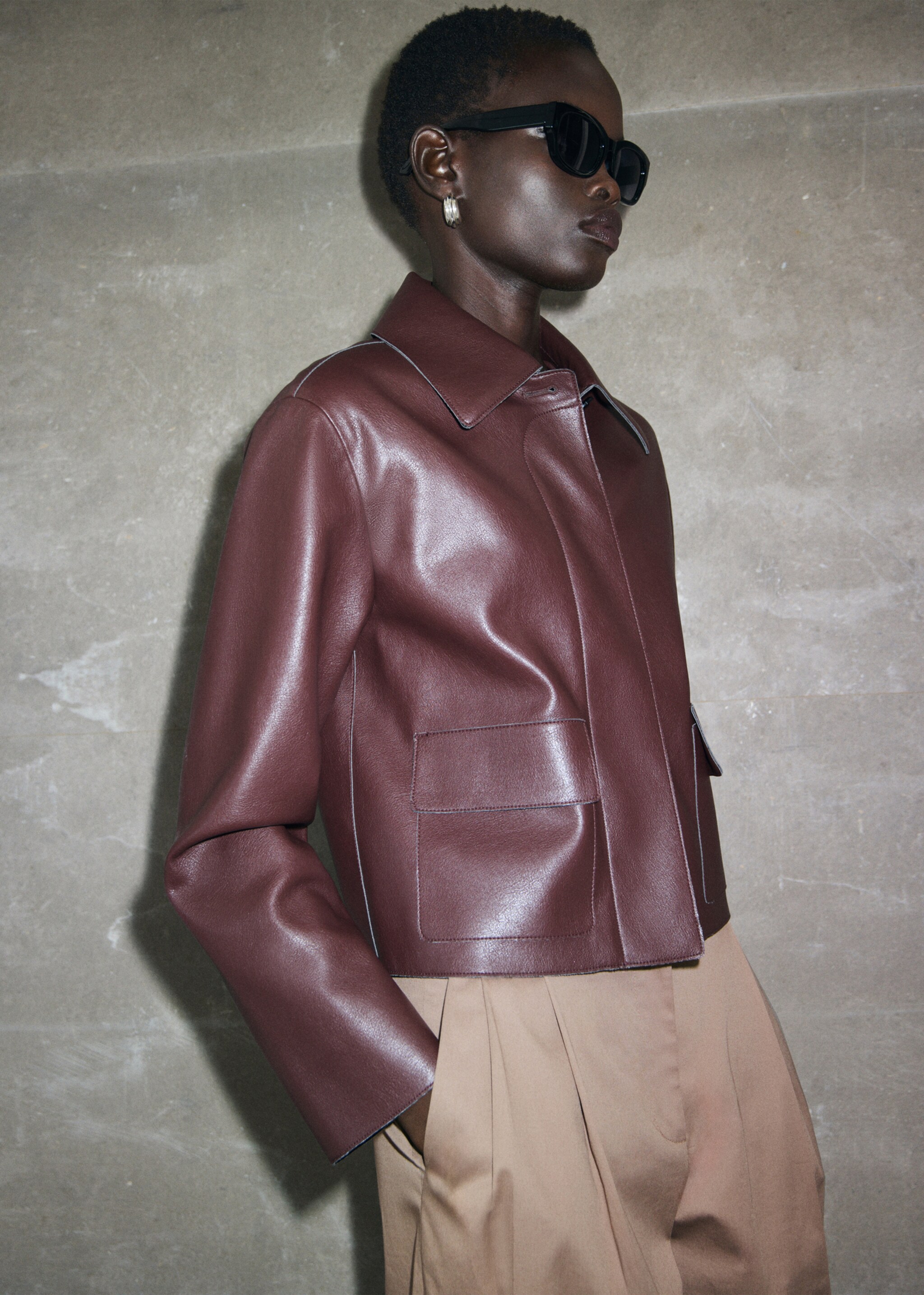 Leather-effect jacket with pockets - Details of the article 2, Maroon. Ref: 17094433-01.