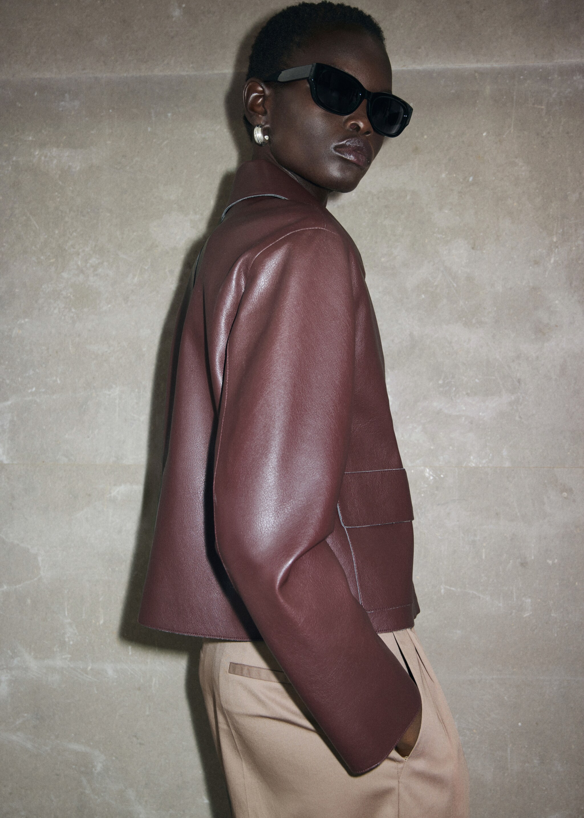 Leather-effect jacket with pockets - Reverse of the article, Maroon. Ref: 17094433-01.