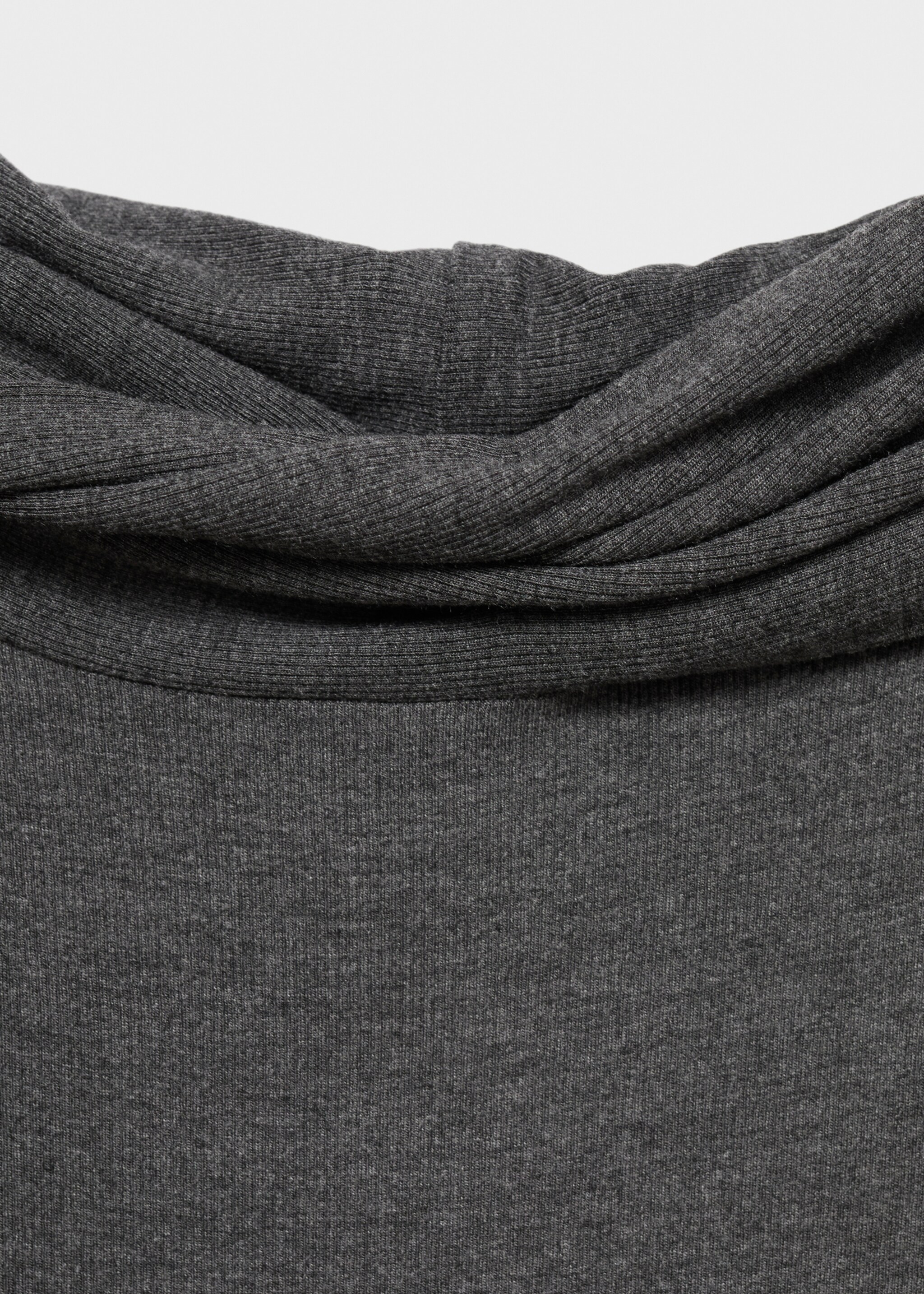 Off-shoulders dress - Details of the article 8, Grey. Ref: 17095796-01.