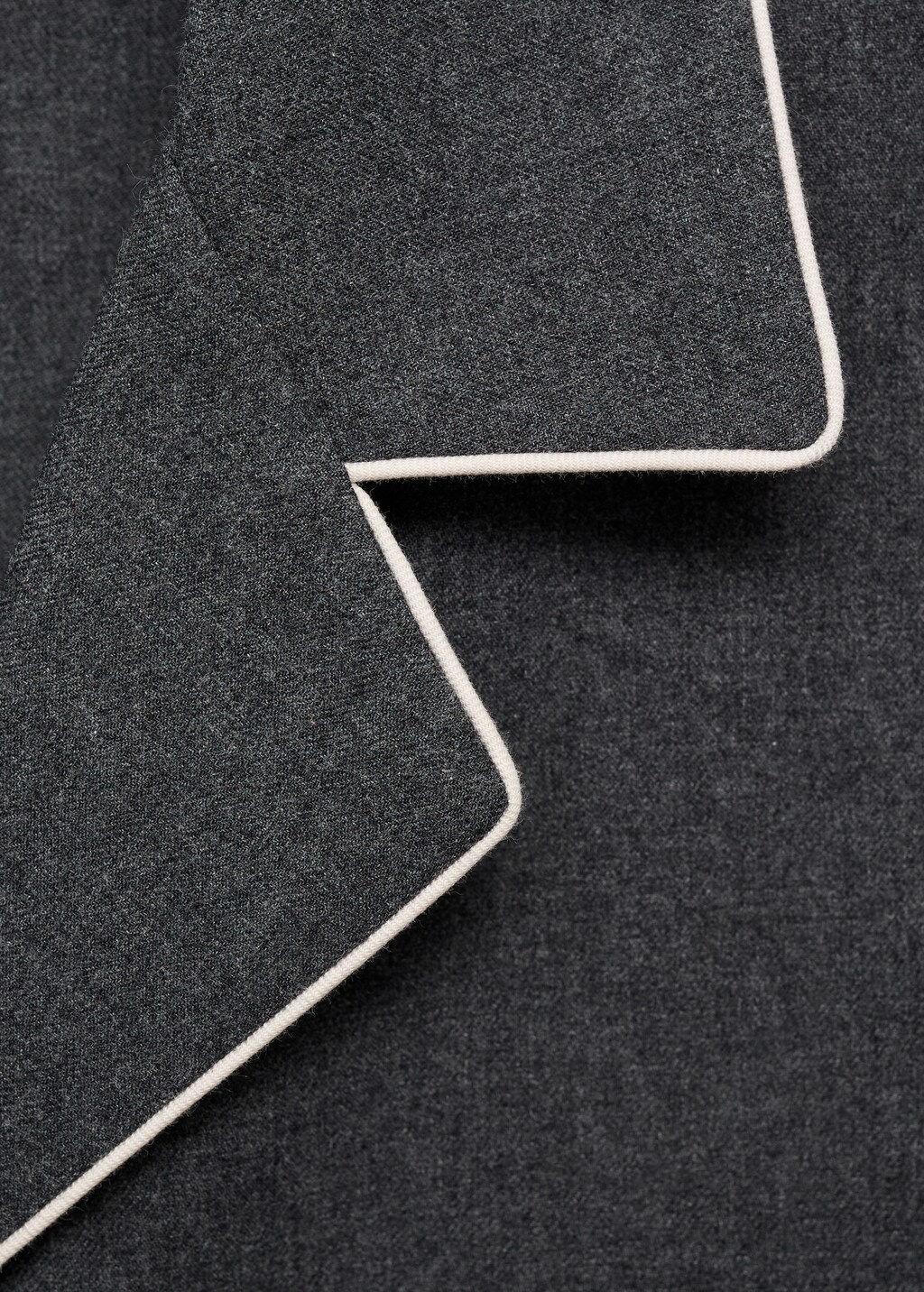 Cotton flannel shirt with contrasting piping