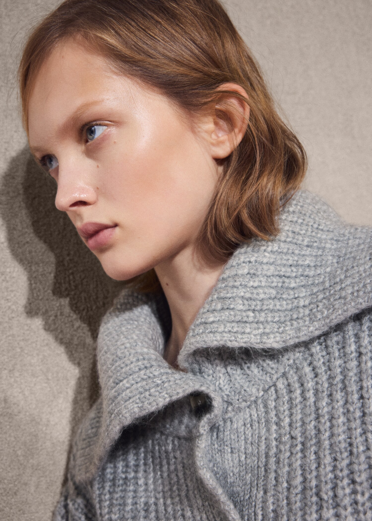 Cardigan with shawl collar - Details of the article 2