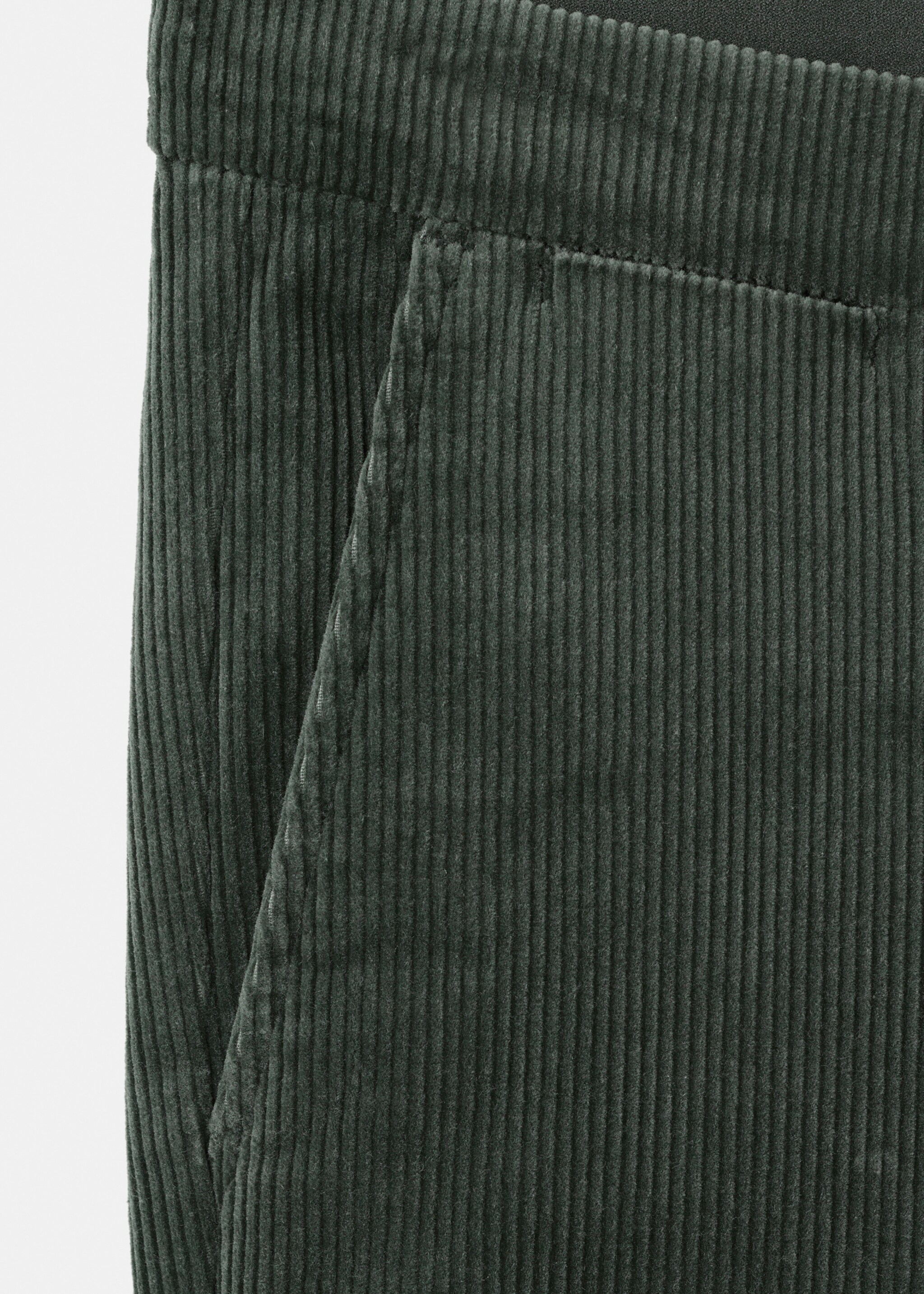 Corduroy slim-fit trousers - Details of the article 0, Khaki. Ref: 27001195-00.