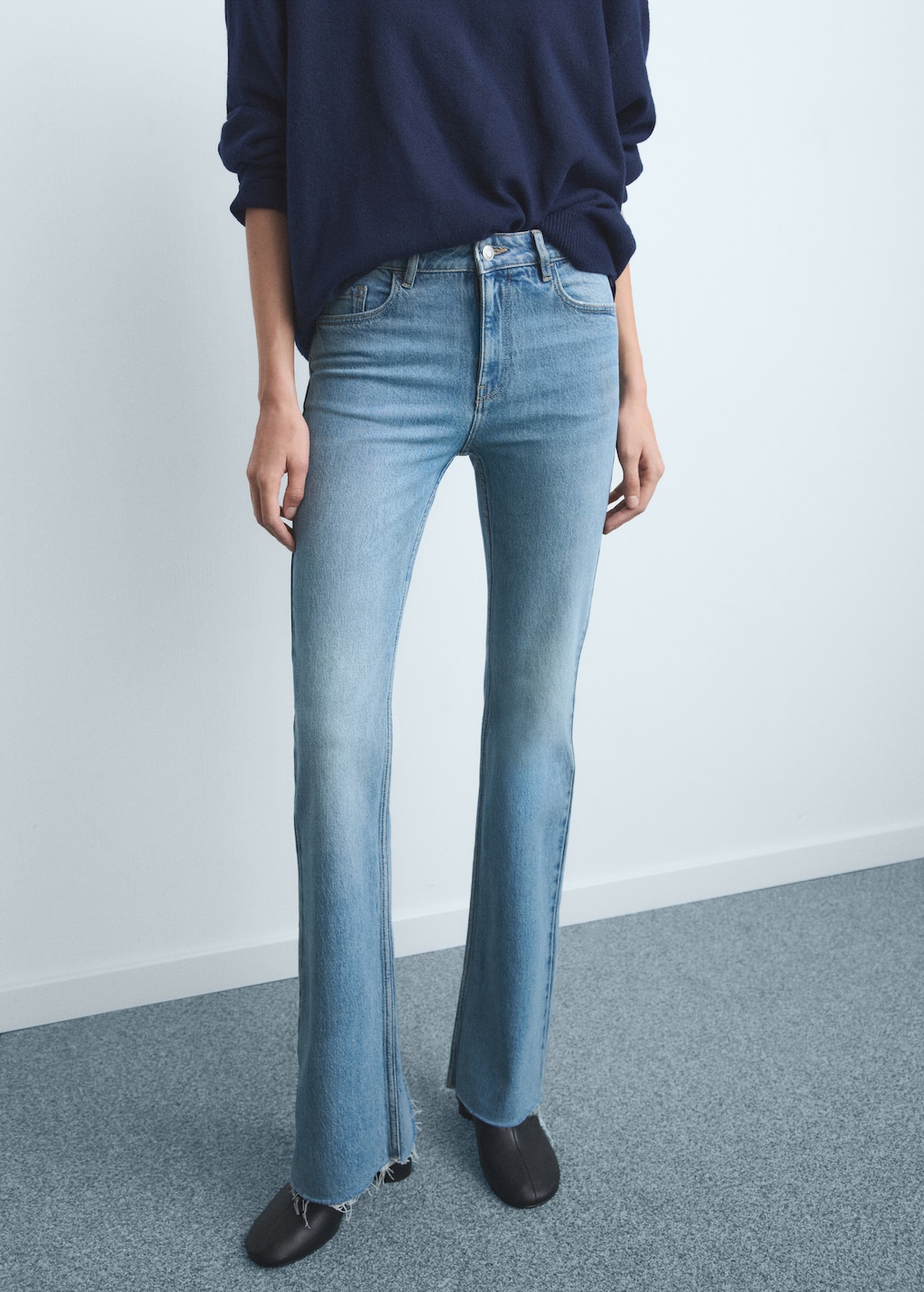 Fiona flared mid-rise jeans