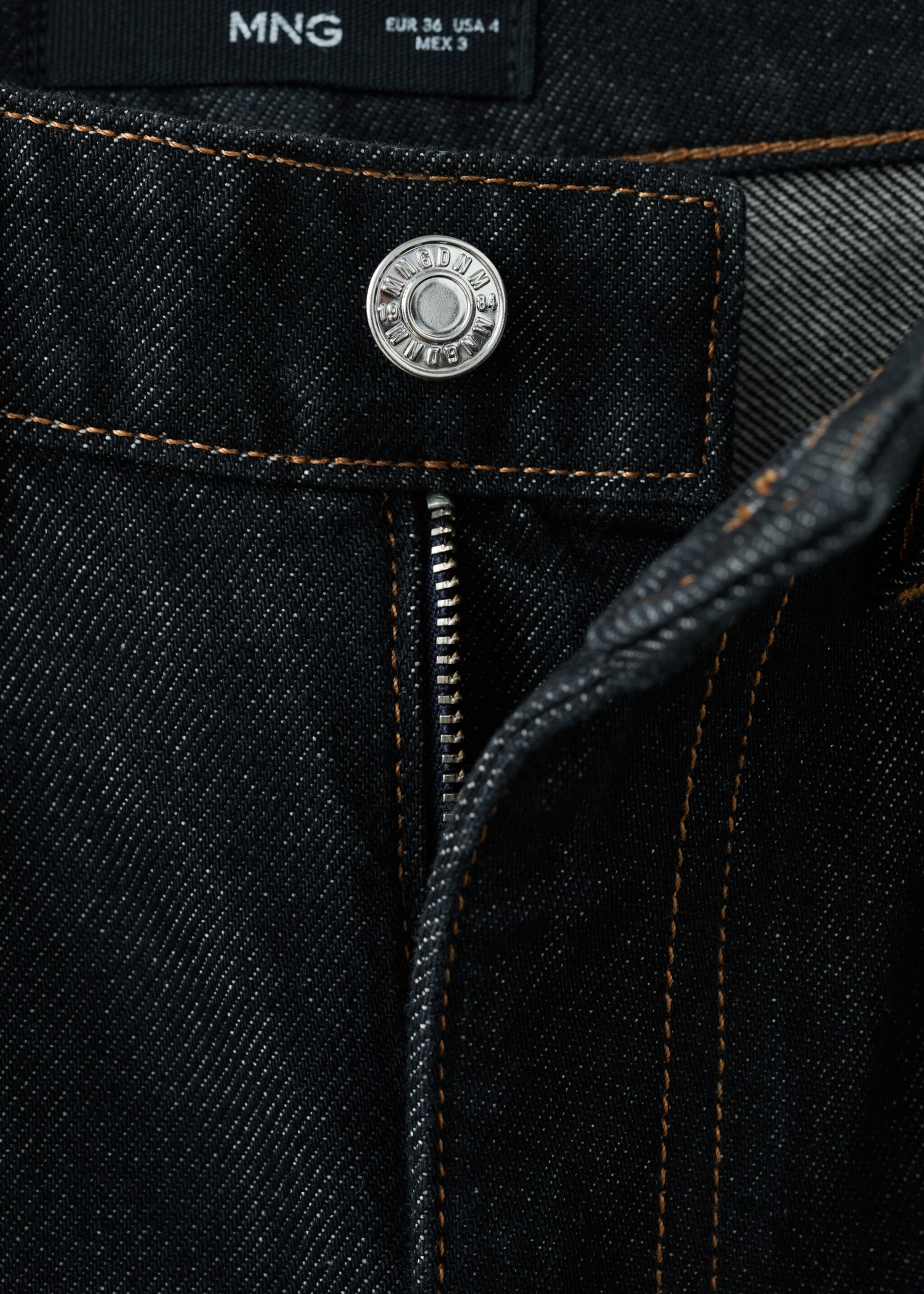Turned-up straight jeans - Details of the article 8, Open Blue. Ref: 27001247-00.