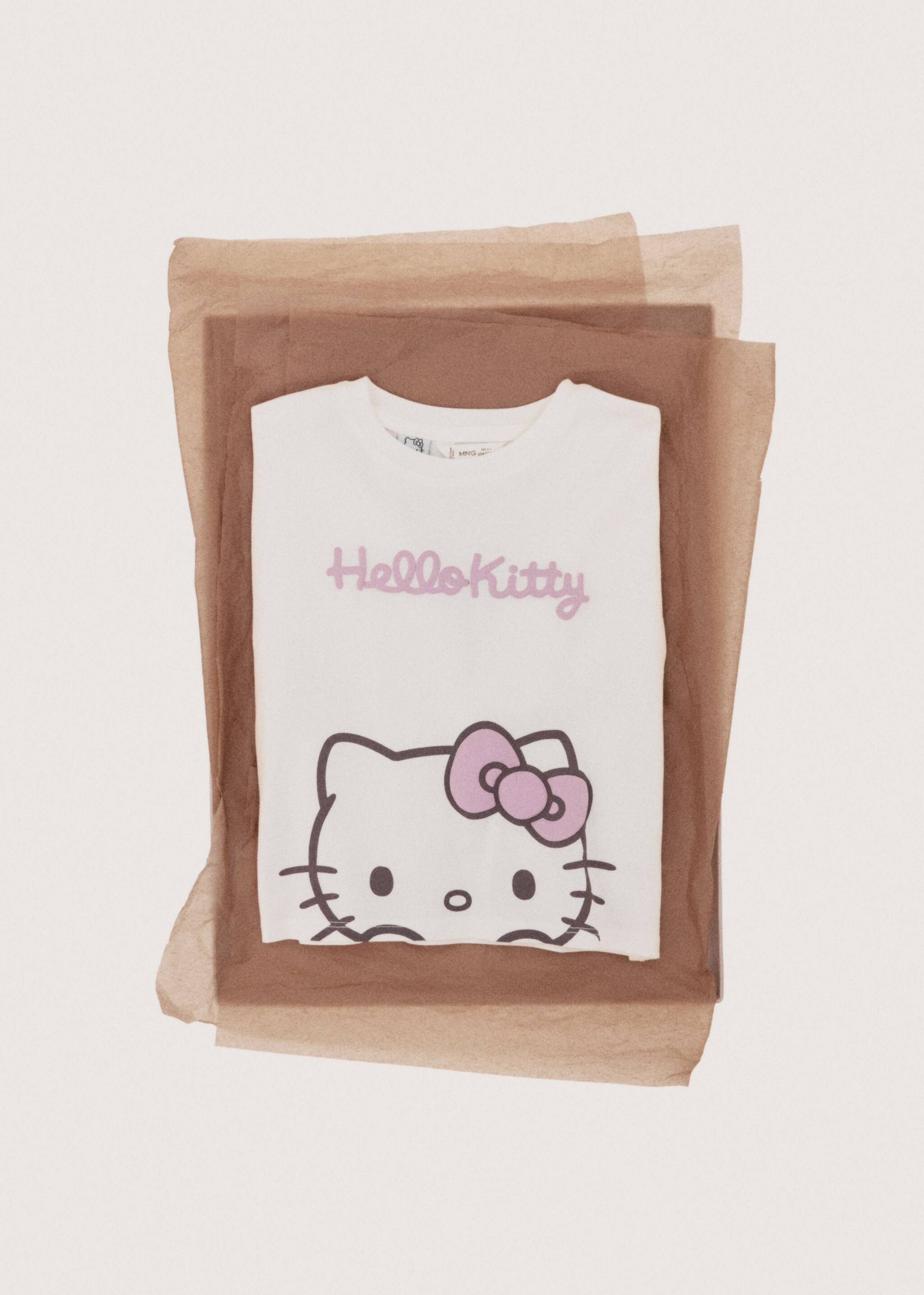 Hello Kitty t-shirt - Details of the article 7, Off White. Ref: 27001329-00.