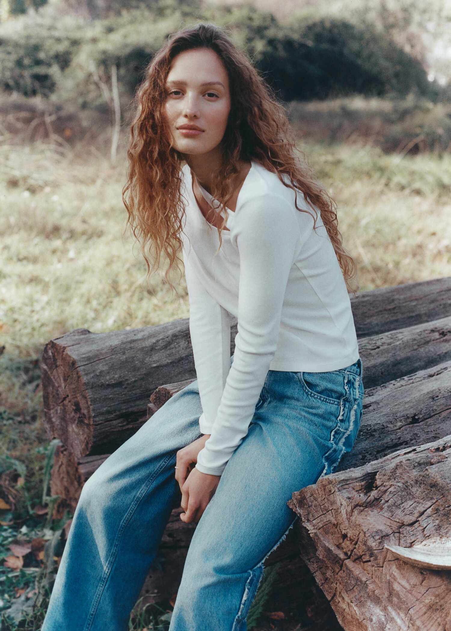 Μπλούζα ασύμμετρη cut-out - Λεπτομέρεια του προϊόντος 5