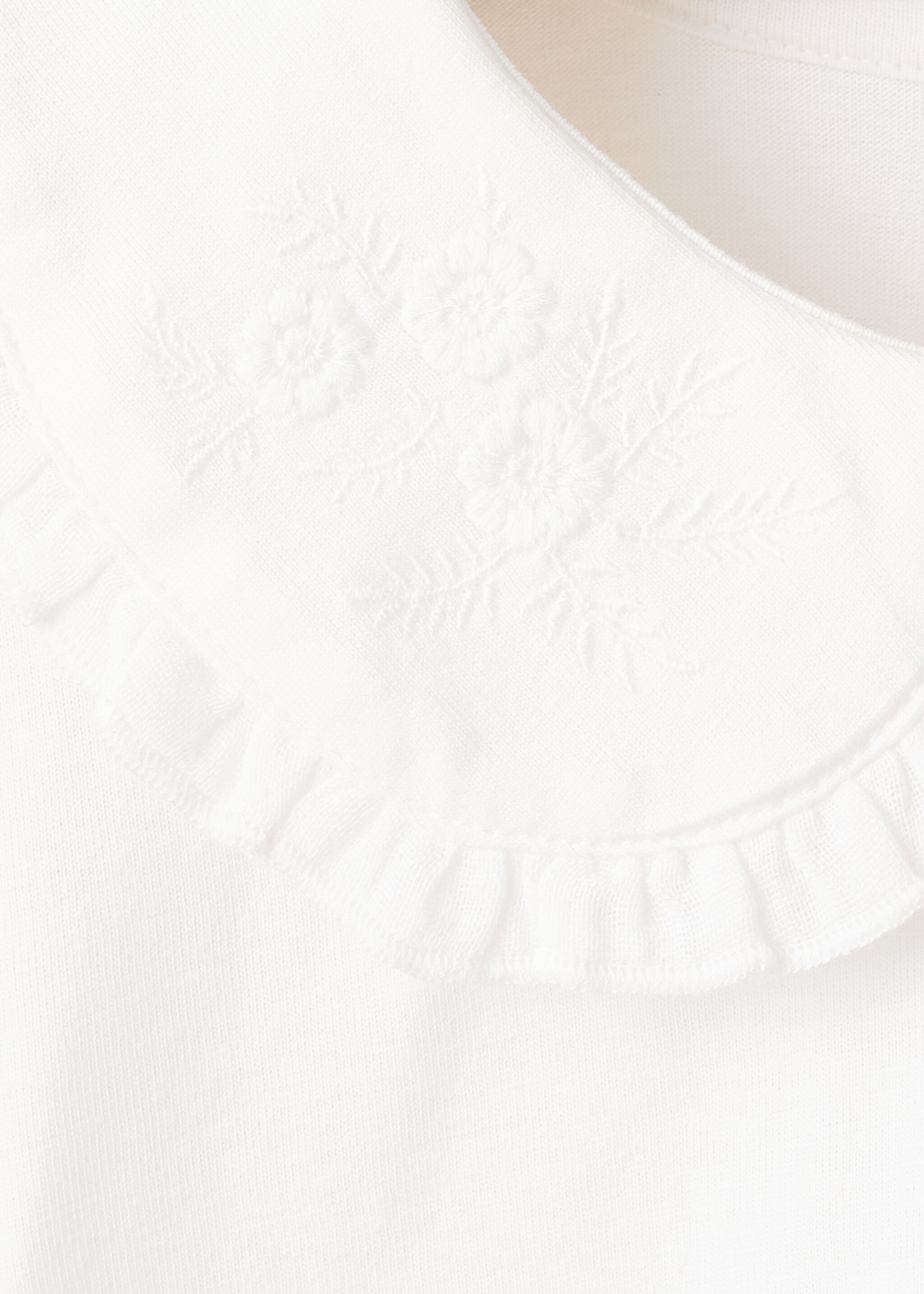 Embroidered cotton T-shirt - Details of the article 8, Off White. Ref: 27001338-00.