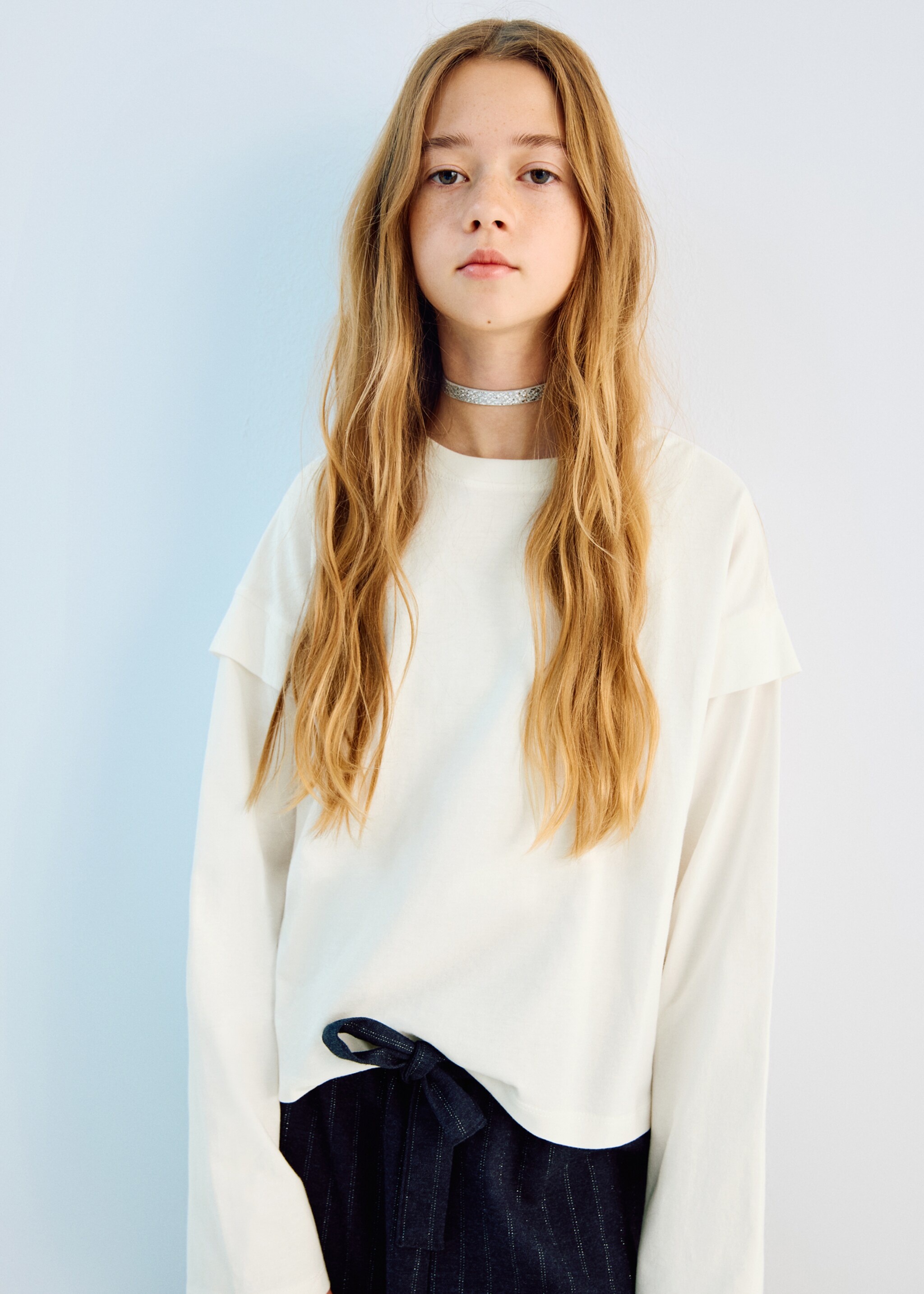 T-shirt met detail op mouw - Middenvlak, Gebroken wit. Ref: 27001339-00.