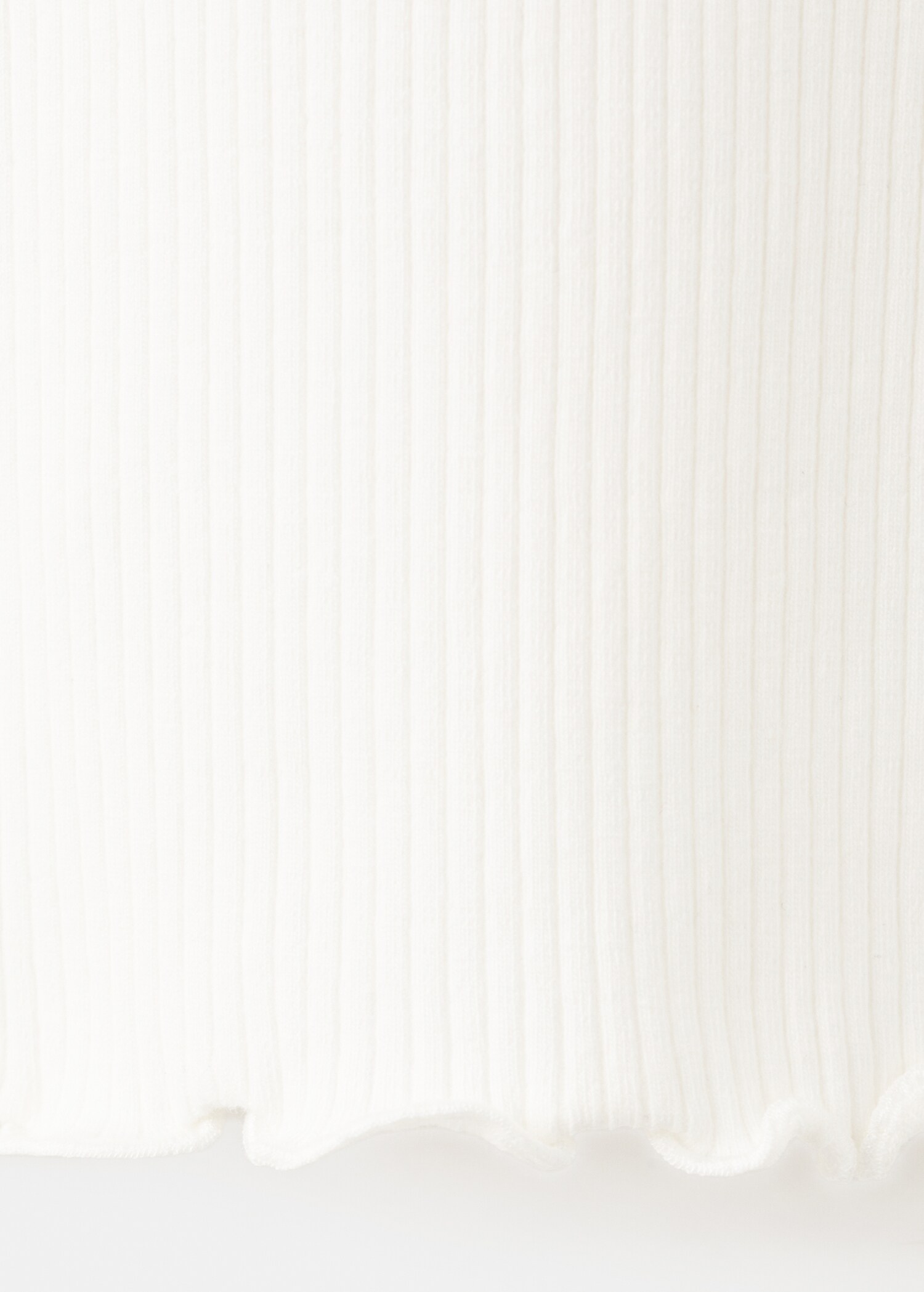 Ribbed long-sleeved t-shirt - Details of the article 0