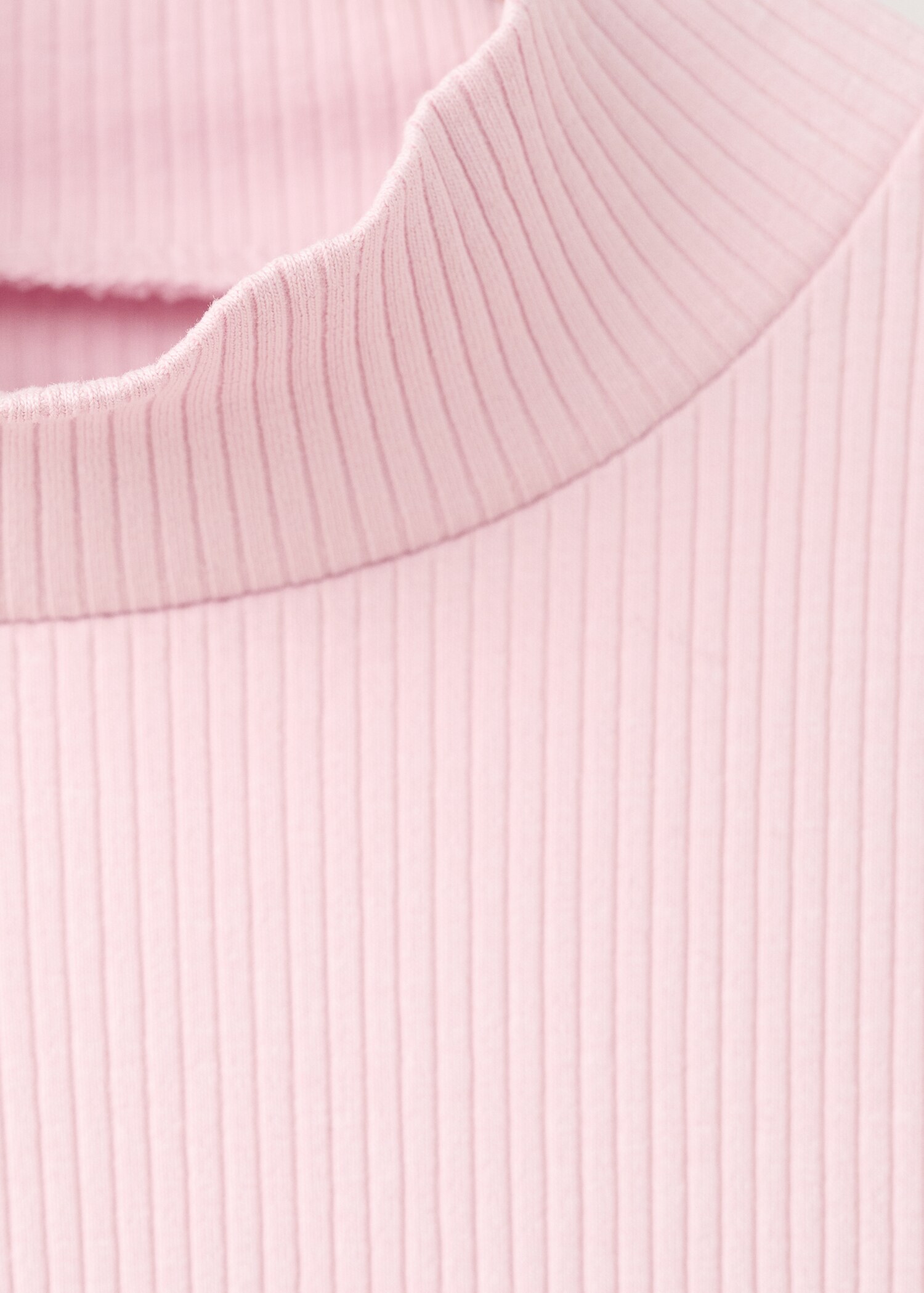 Ribbed long-sleeved t-shirt - Details of the article 8