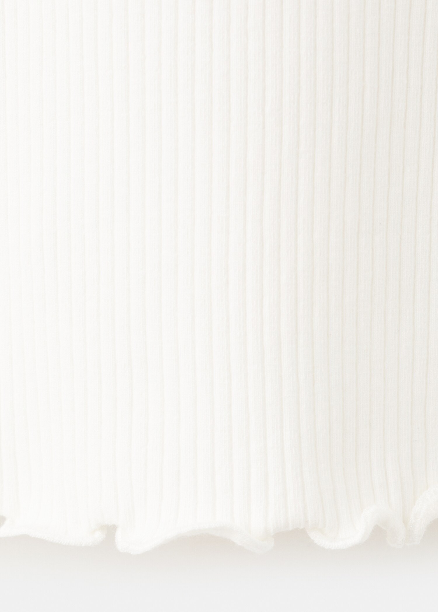 Ribbed long-sleeved t-shirt - Details of the article 0