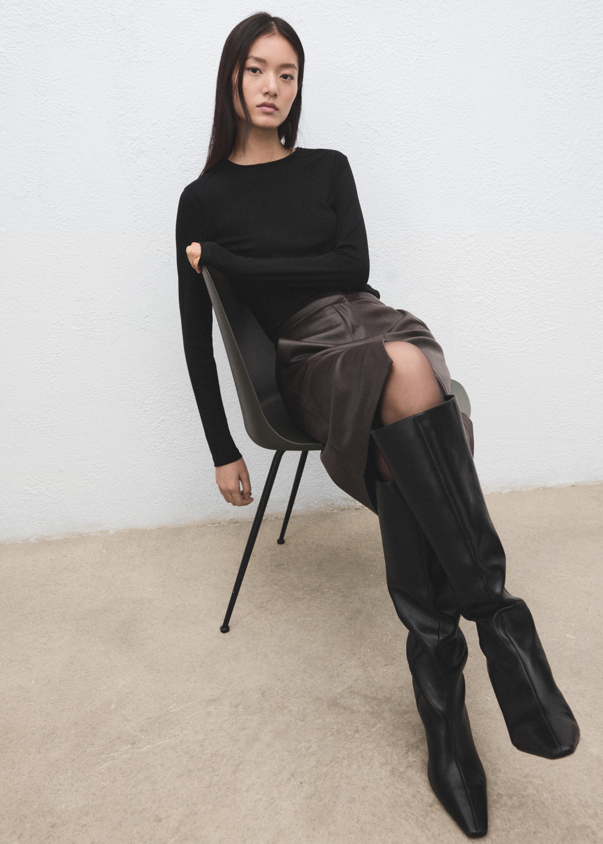 Long sleeve T-shirt - Details of the article 2, Black. Ref: 27001344-00.