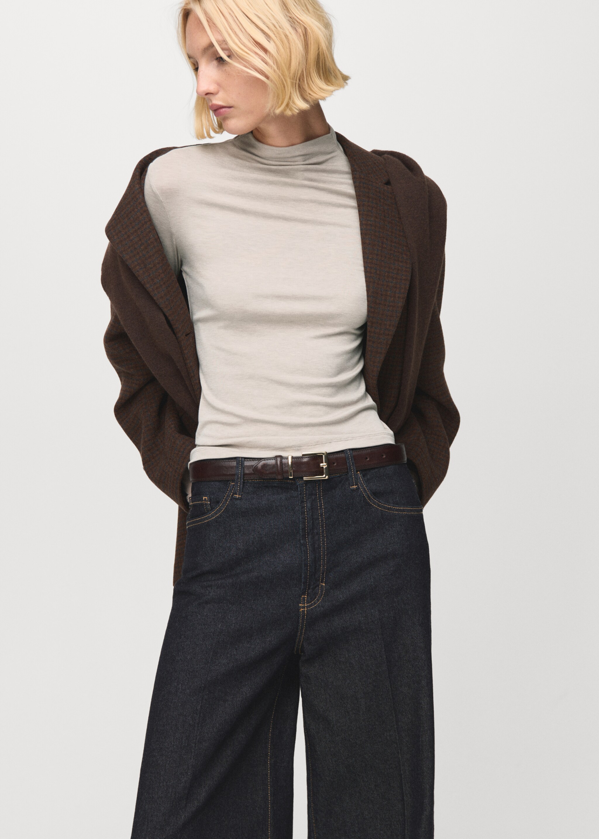 Turtleneck T-shirt - Medium plane, Sand. Ref: 27001347-00.