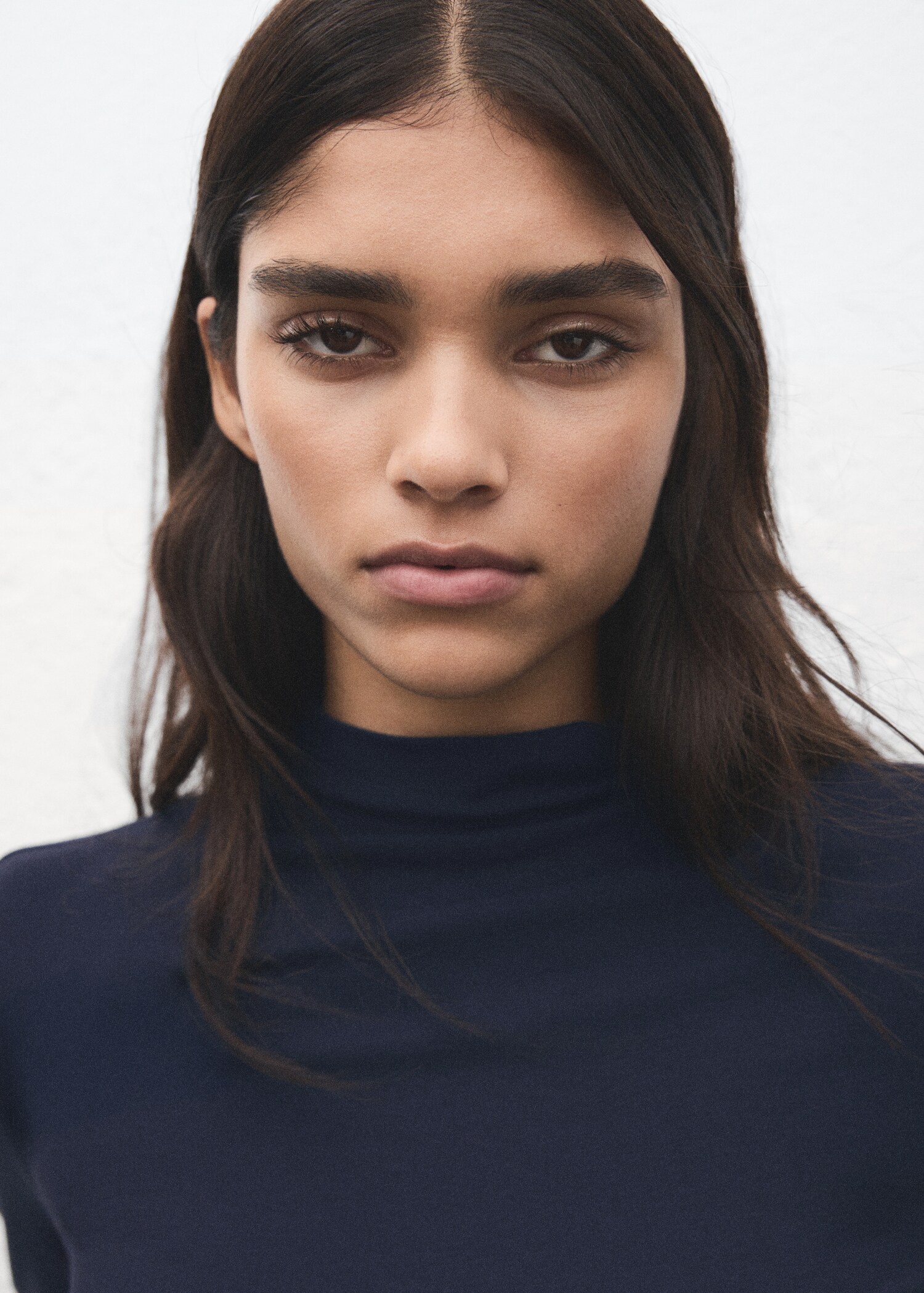 Turtleneck T-shirt - Details of the article 1