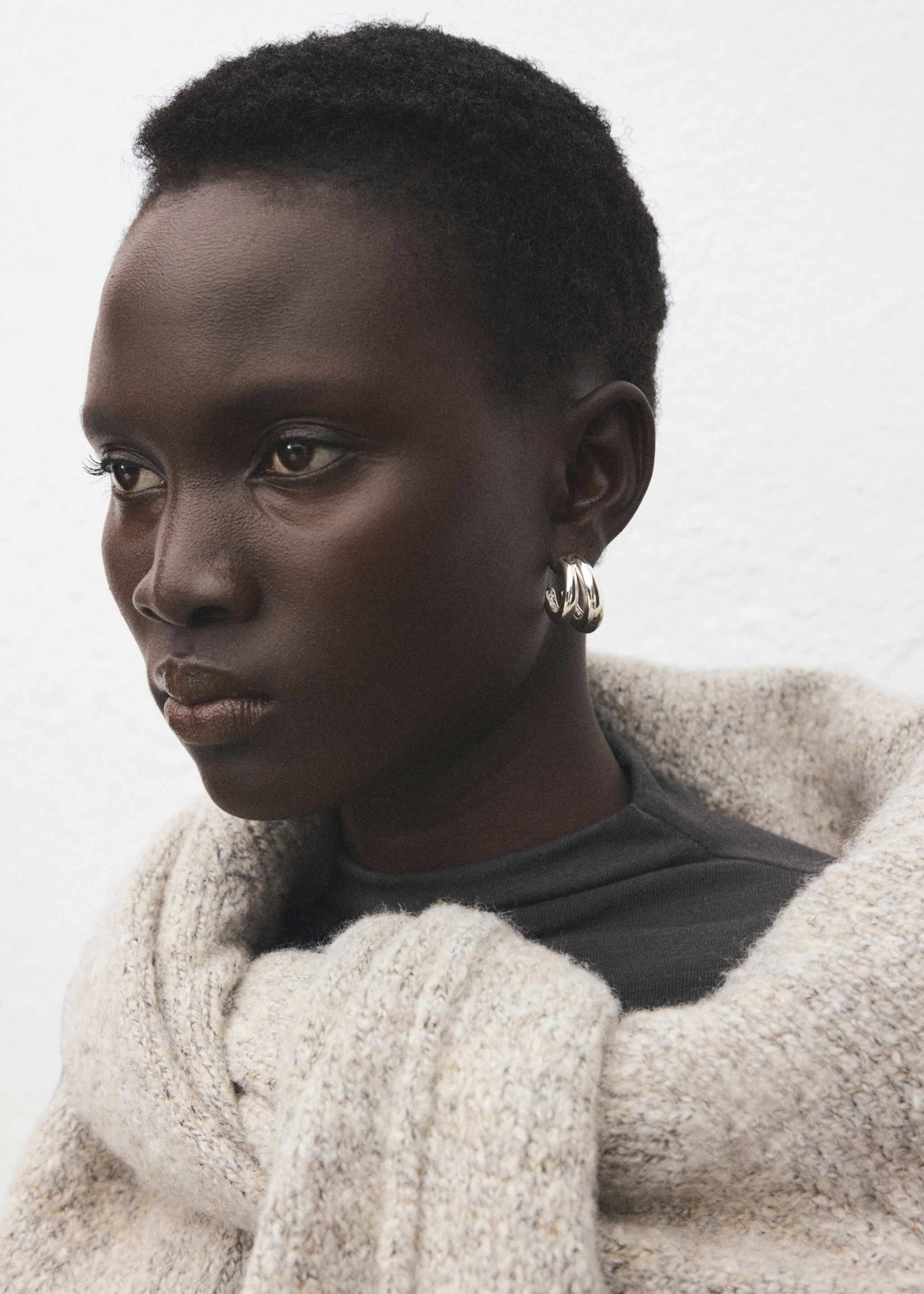 تي شيرت بتصميم ياقة مرفوعة - تفاصيل المنتج 1, رمادي. Ref: 27001347-00.