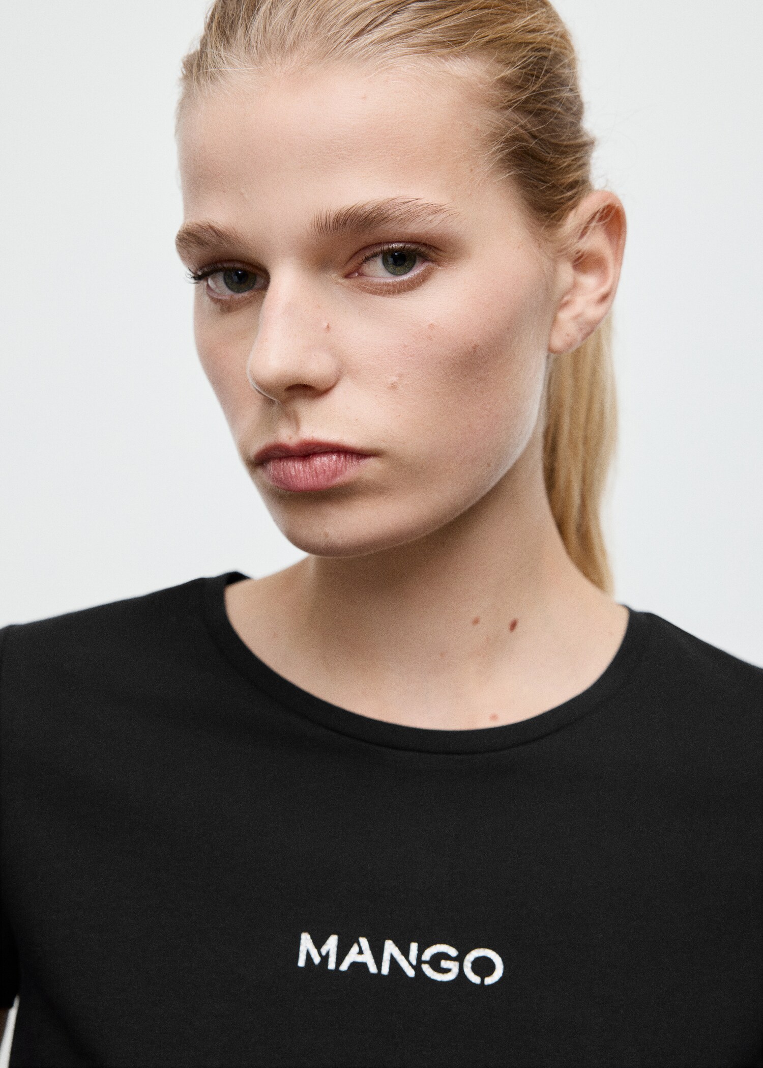 Camiseta algodón logo - Detalle del artículo 1