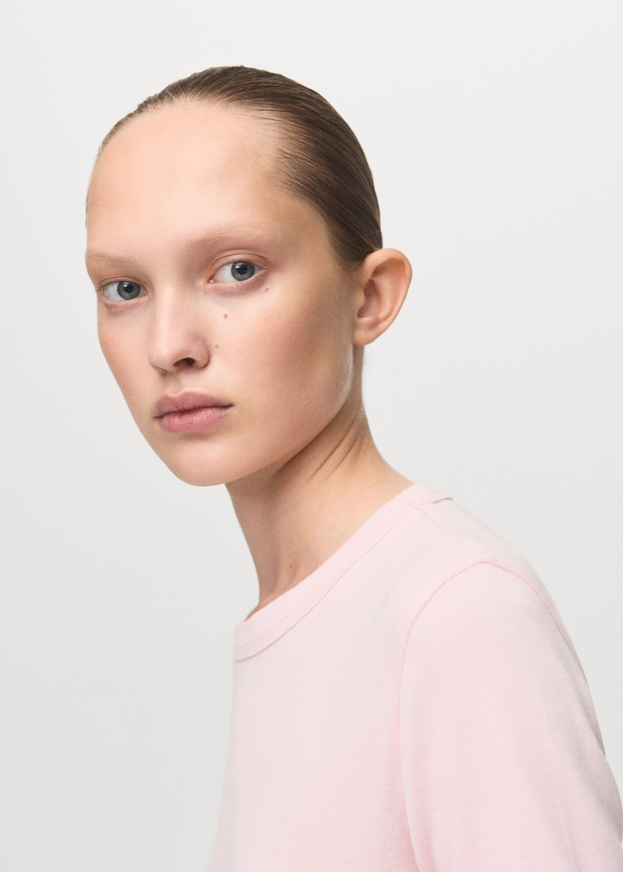 Long sleeve cotton t-shirt - Details of the article 1, Pastel Pink. Ref: 27001352-00.