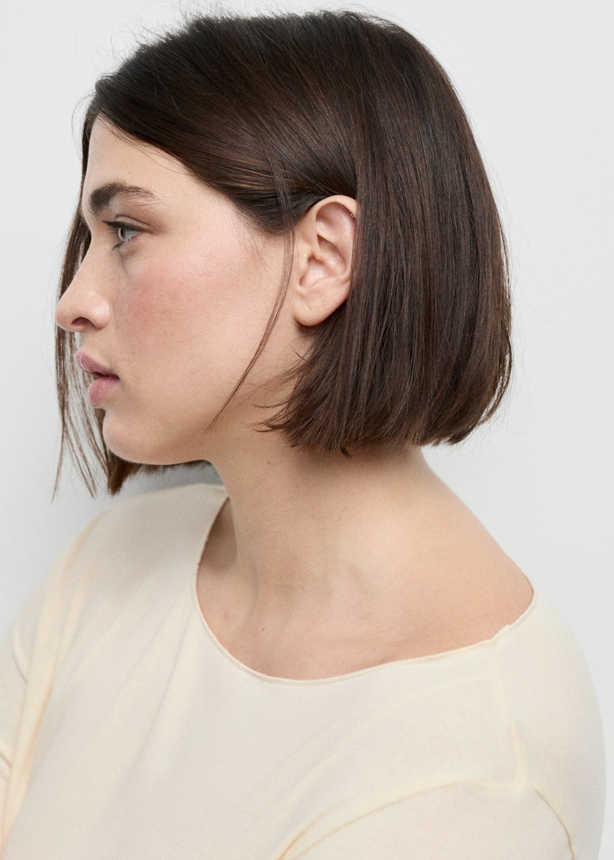 Boat neck t-shirt - Details of the article 4, Vanilla. Ref: 27001353-00.