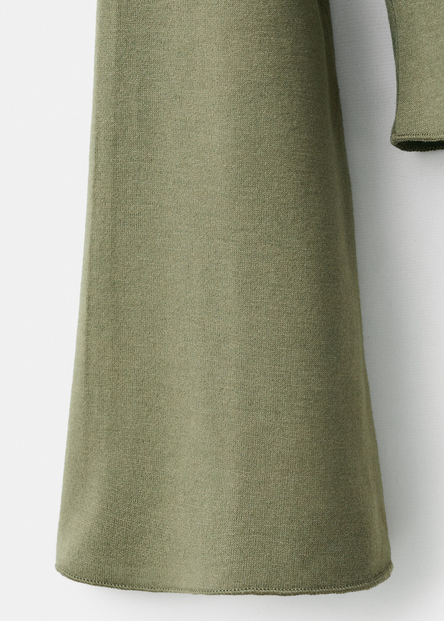 تي شيرت بفتحة رقبة على شكل قارب - تفاصيل المنتج 0