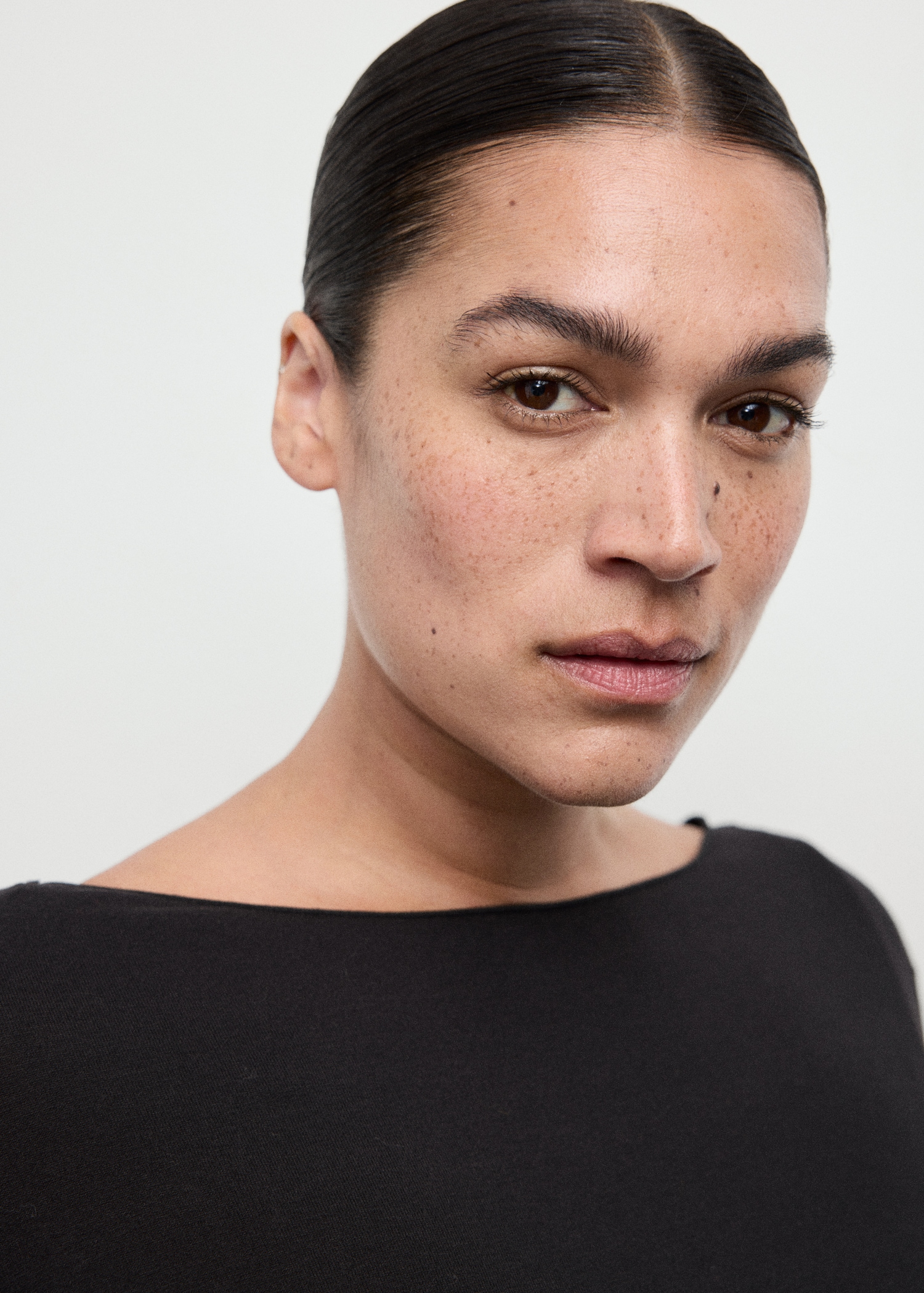 Boat neck t-shirt - Details of the article 4