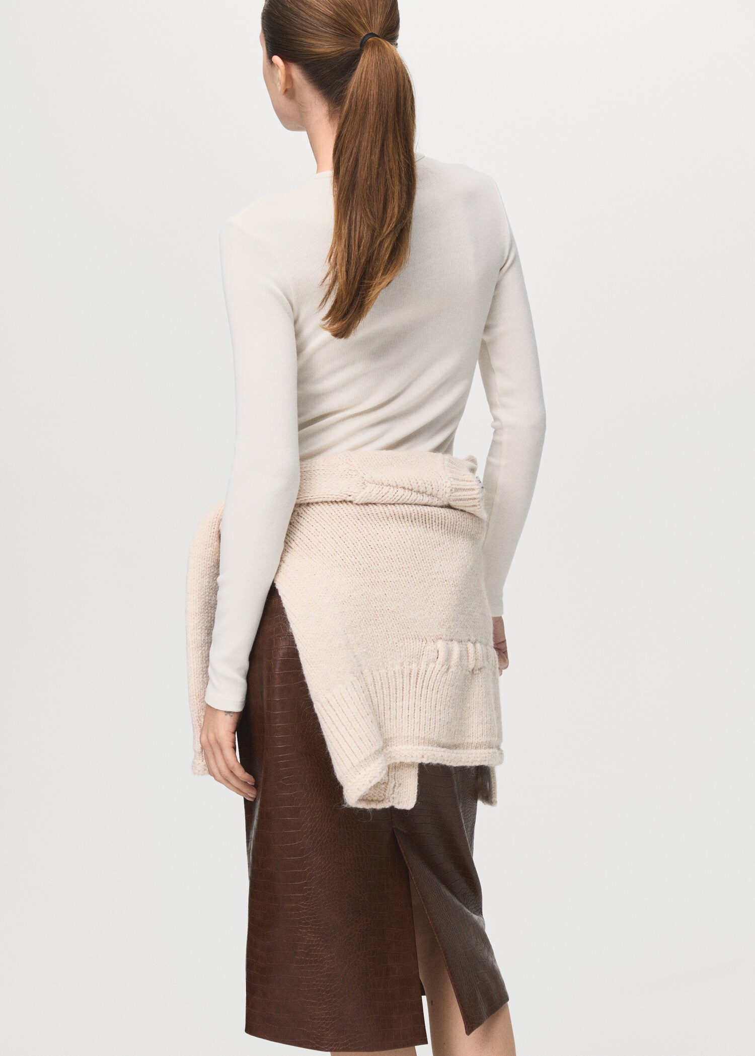 Лонгслив - Обратная сторона изделия