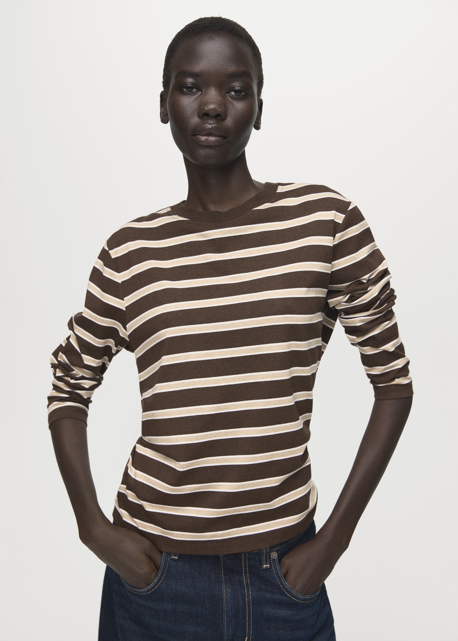 Long-sleeved striped t-shirt - Details of the article 1