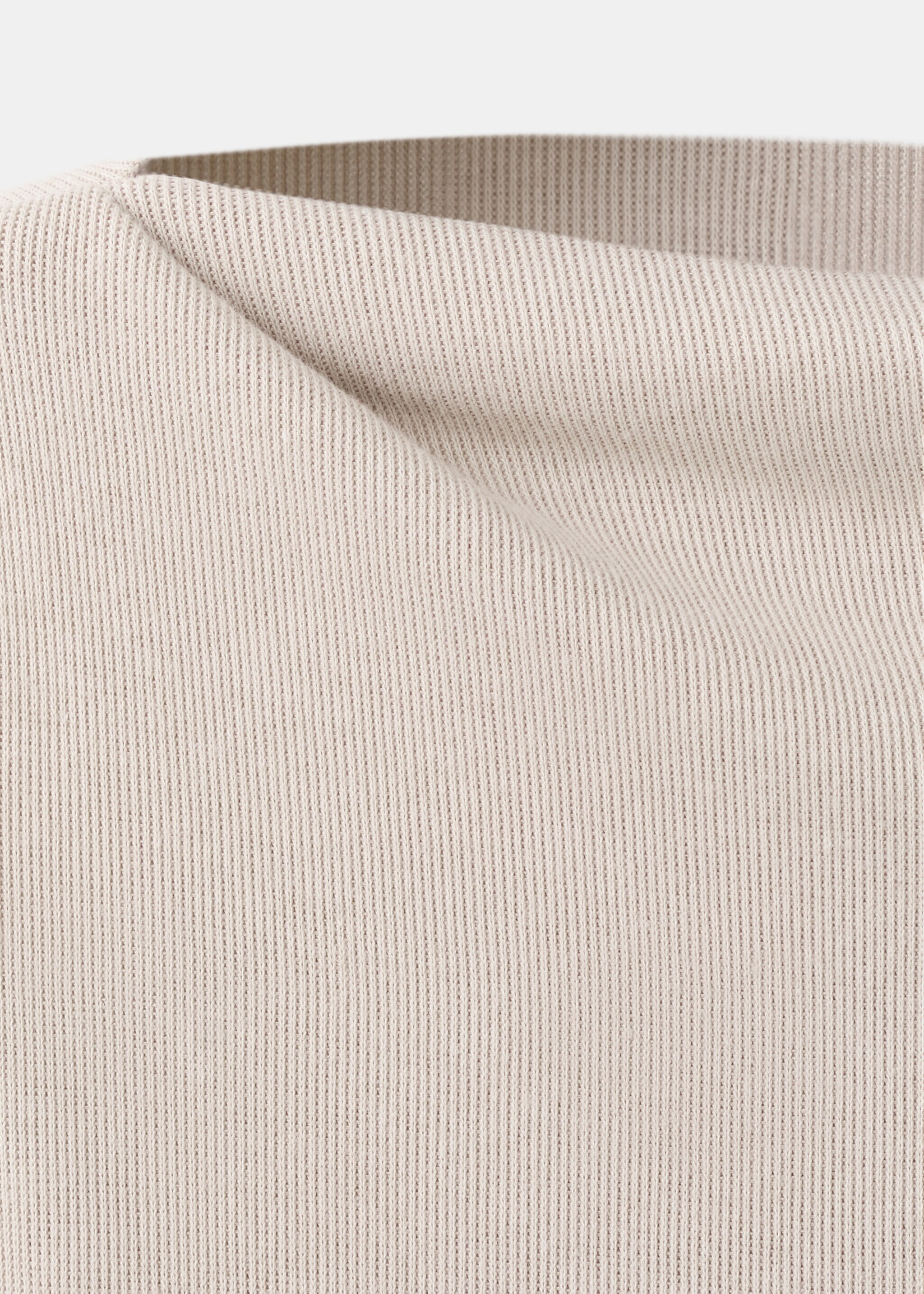Long-sleeved boat-neck t-shirt - Details of the article 0, Sand. Ref: 27001360-00.