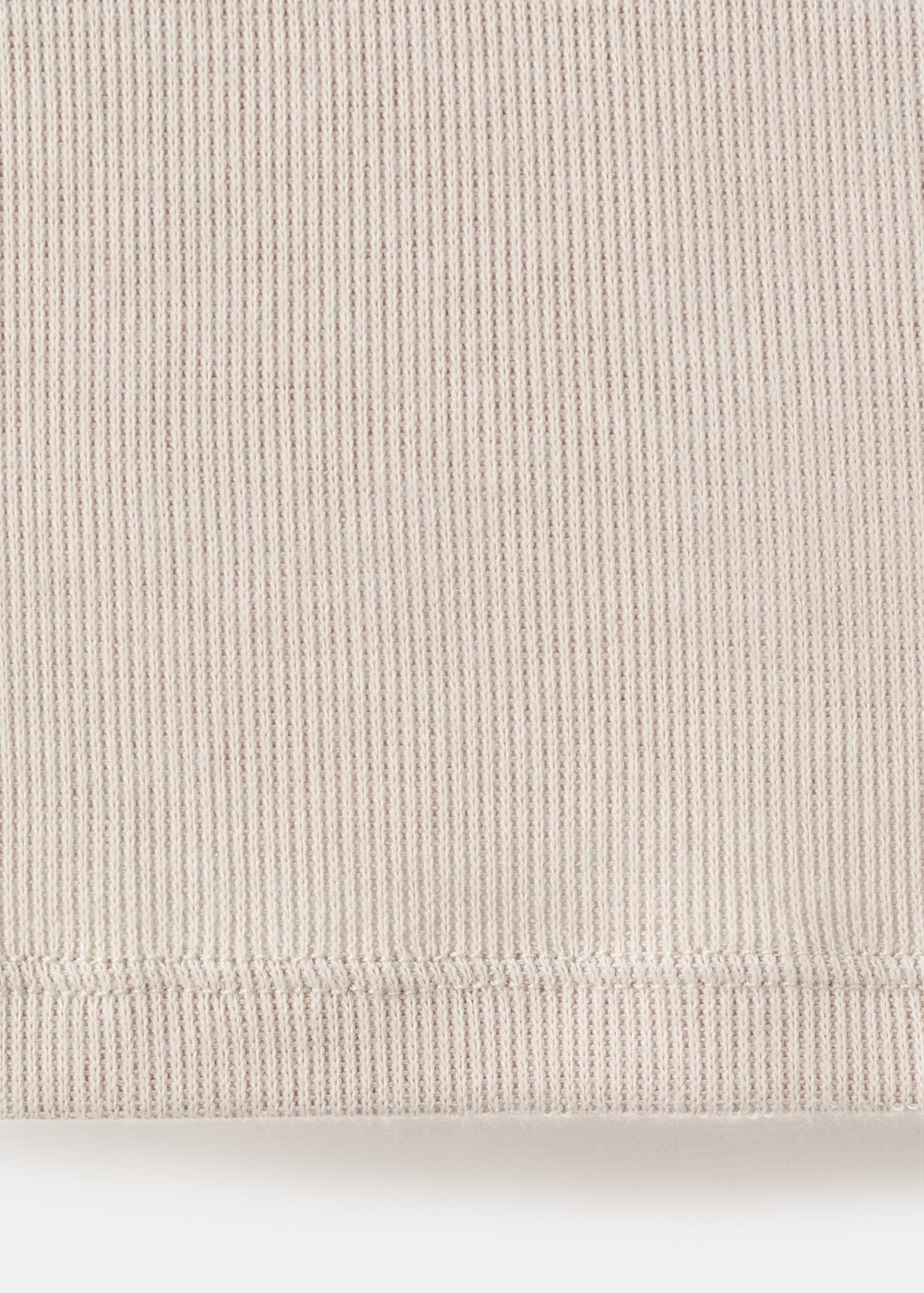 Long-sleeved boat-neck t-shirt - Details of the article 8