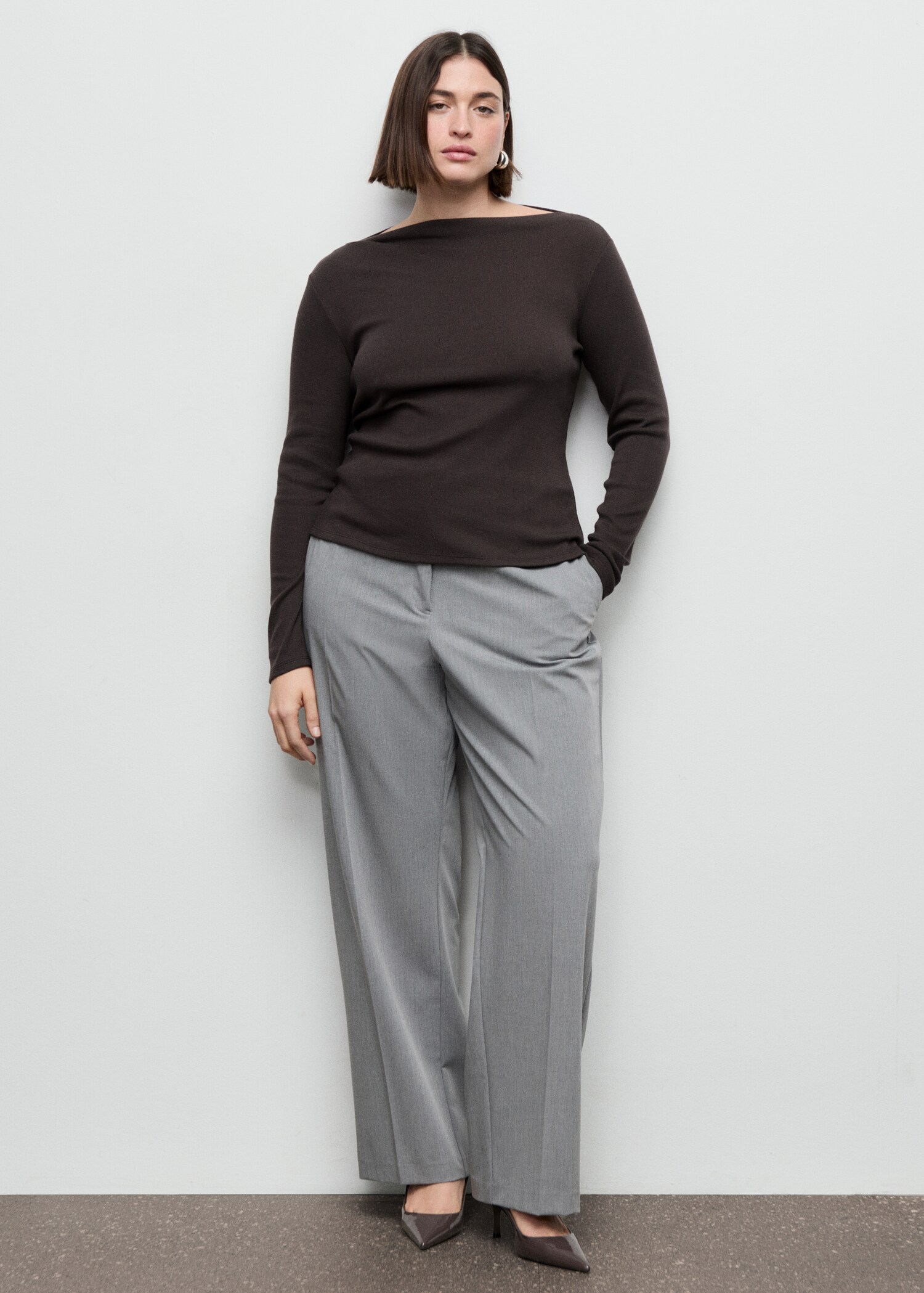 Long-sleeved boat-neck t-shirt - Details of the article 3