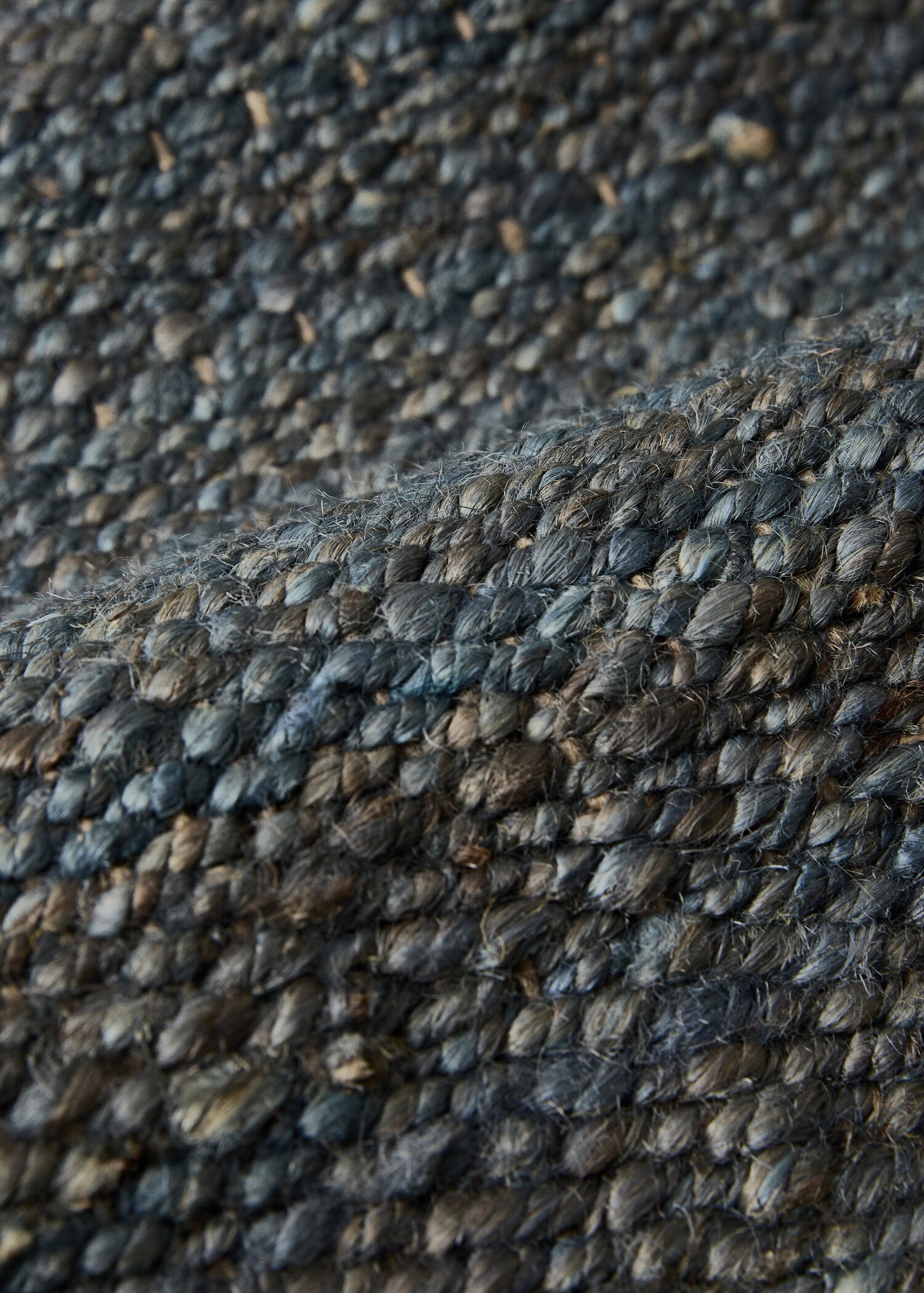 Braided jute rug - Details of the article 1