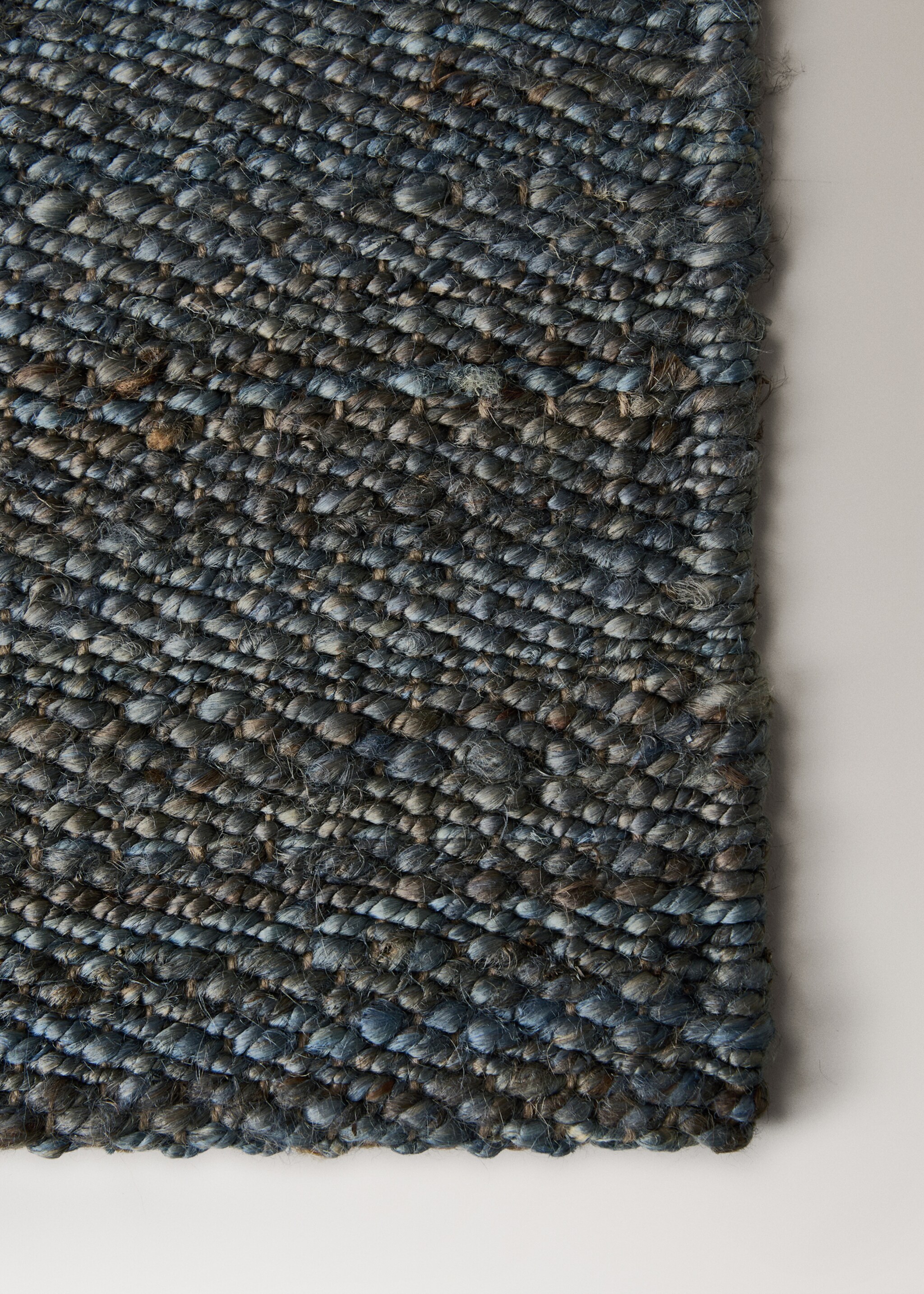 Braided jute rug - Details of the article 2, Blue. Ref: 27001518-00.