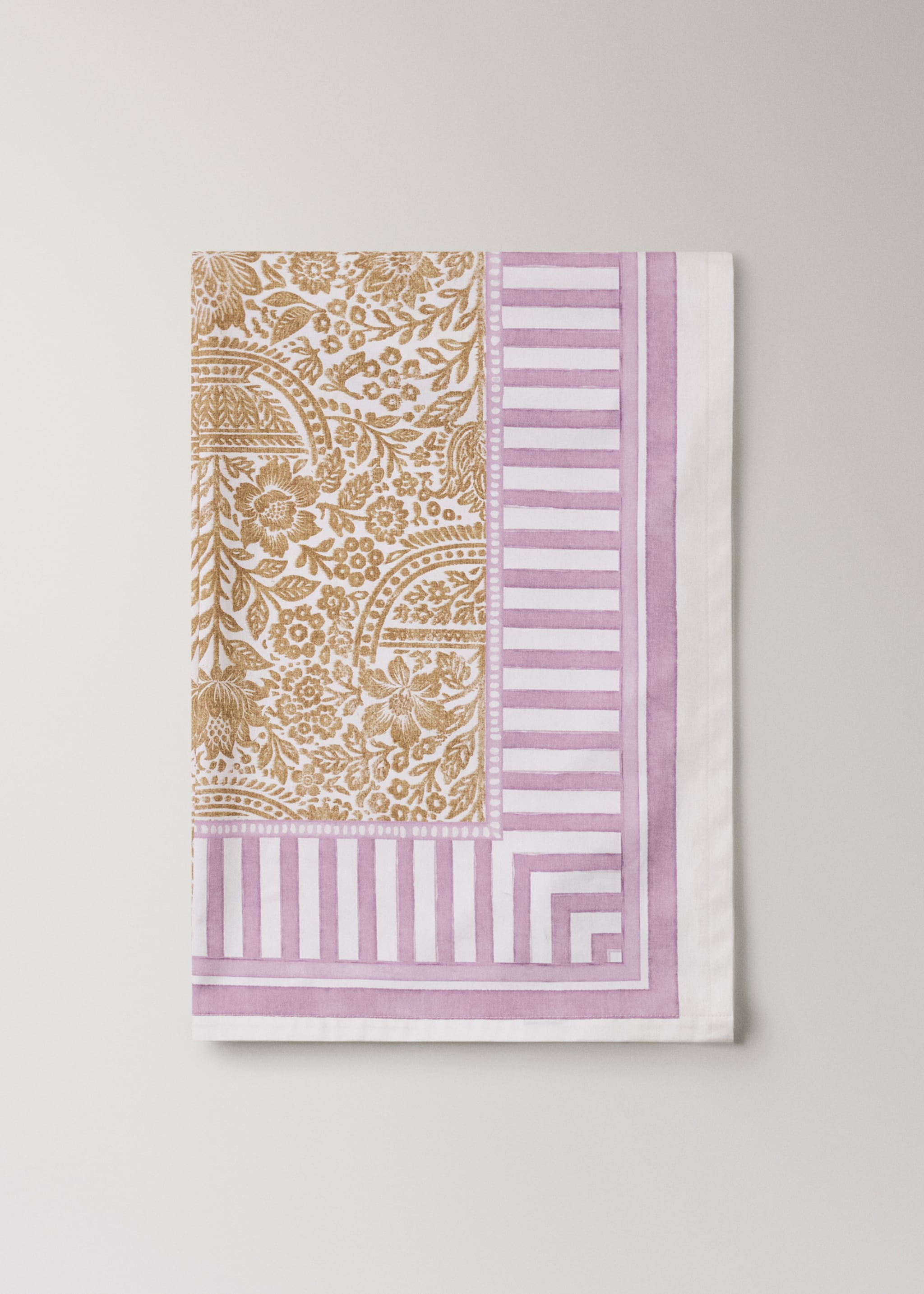 Cotton tablecloth with striped floral patterns for 6 to 8 guests - Article without model, Yellow. Ref: 27001520-00.