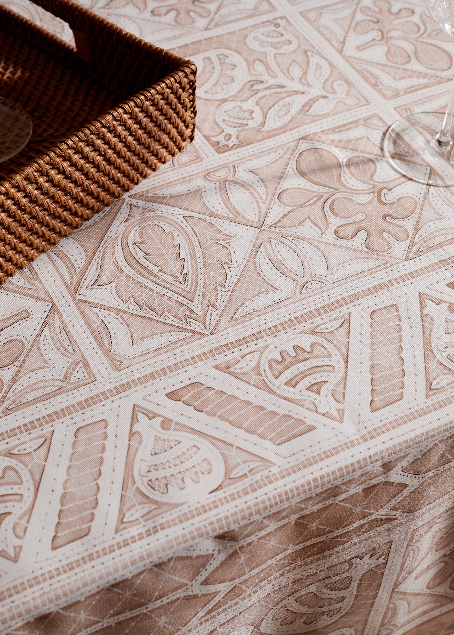 Baumwolltischdecke mit Spitzenoptik für 2 bis 4 Gäste - Detail des Artikels 7