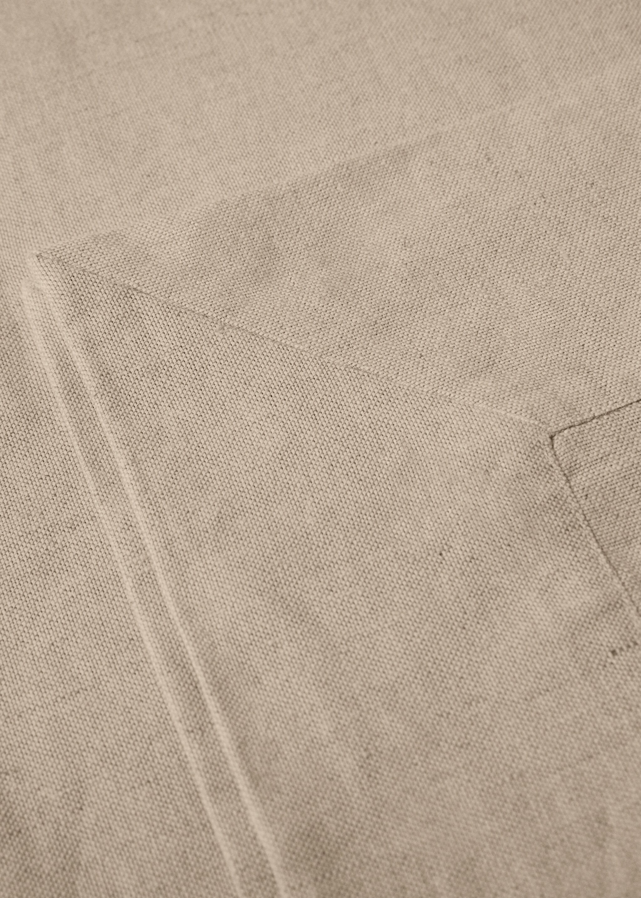 Linen tablecloth for 6 to 8 diners - Details of the article 1, Sand. Ref: 27001550-00.