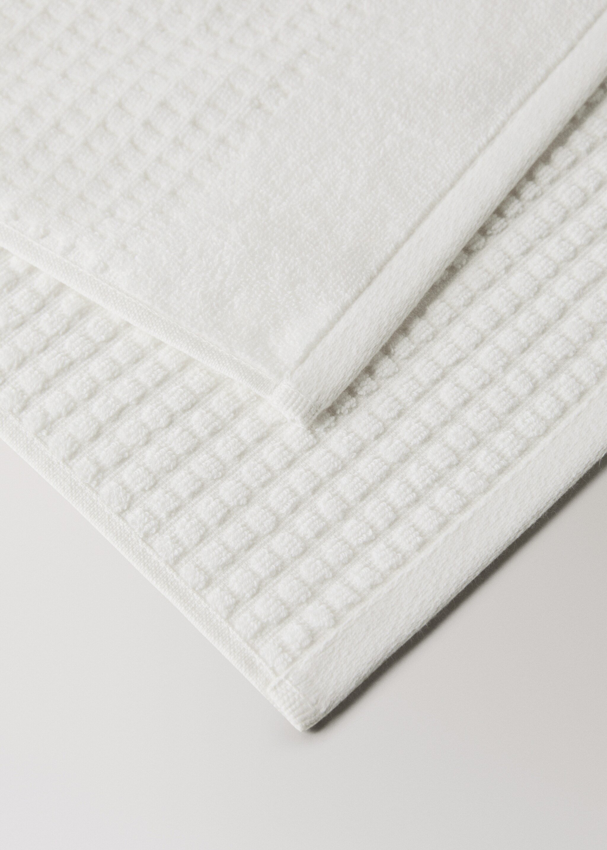 Terry cotton towel - Details of the article 2, Off White. Ref: 27001556-00.