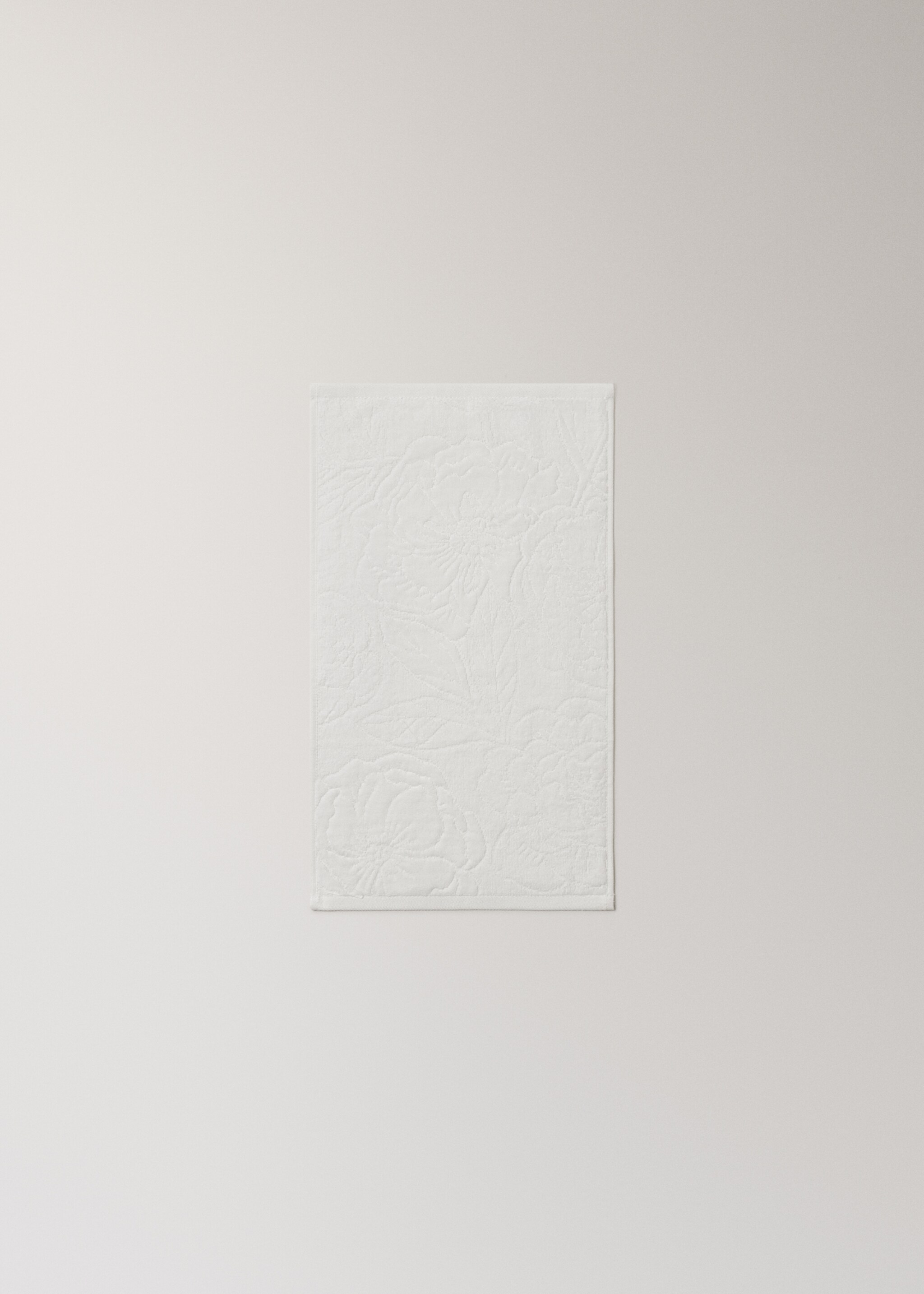 Cotton jacquard guest towel with lace trim - Details of the article 3, Off White. Ref: 27001558-00.