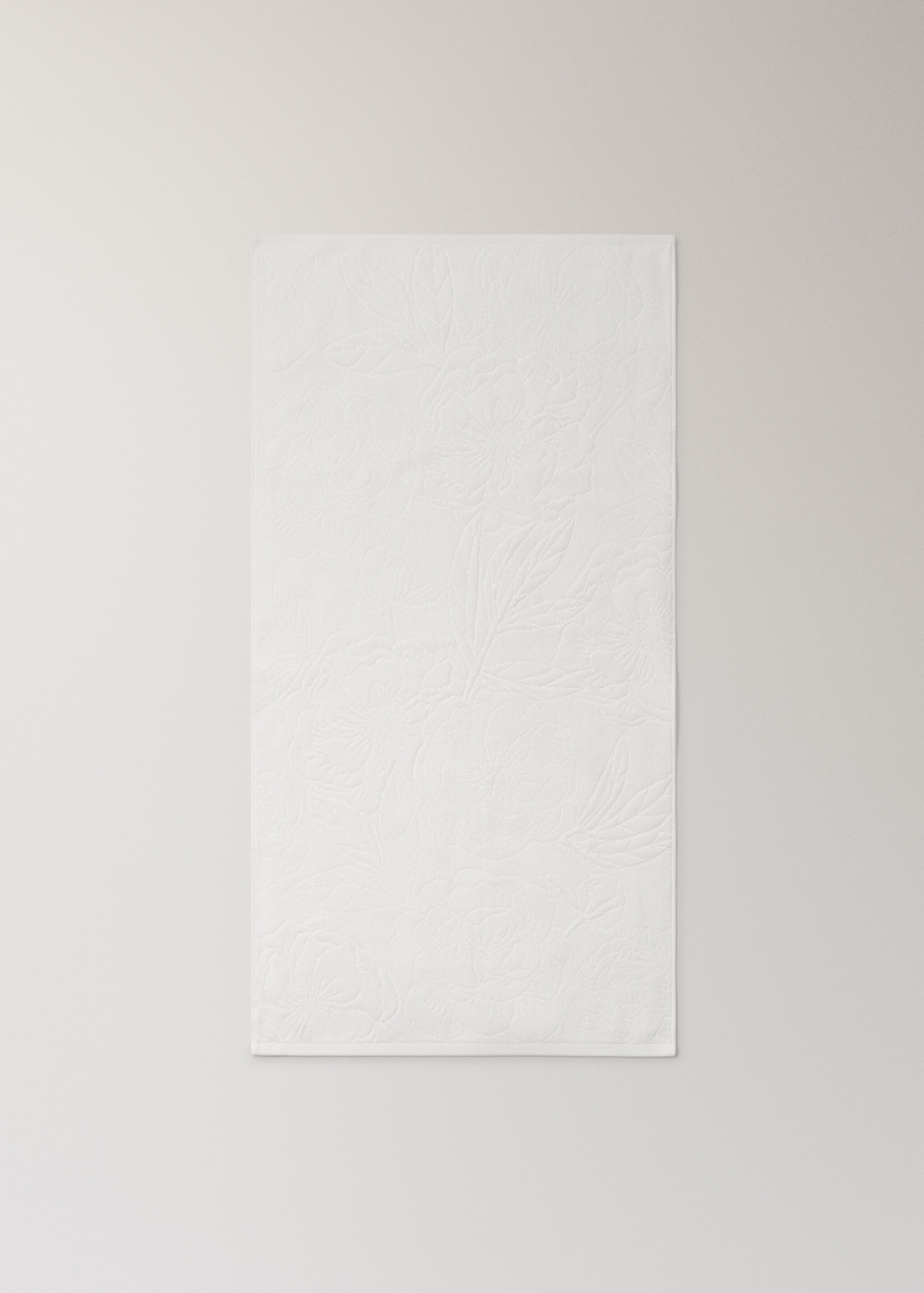 Cotton jacquard washbasin towel with lace trim - Details of the article 3, Off White. Ref: 27001559-00.