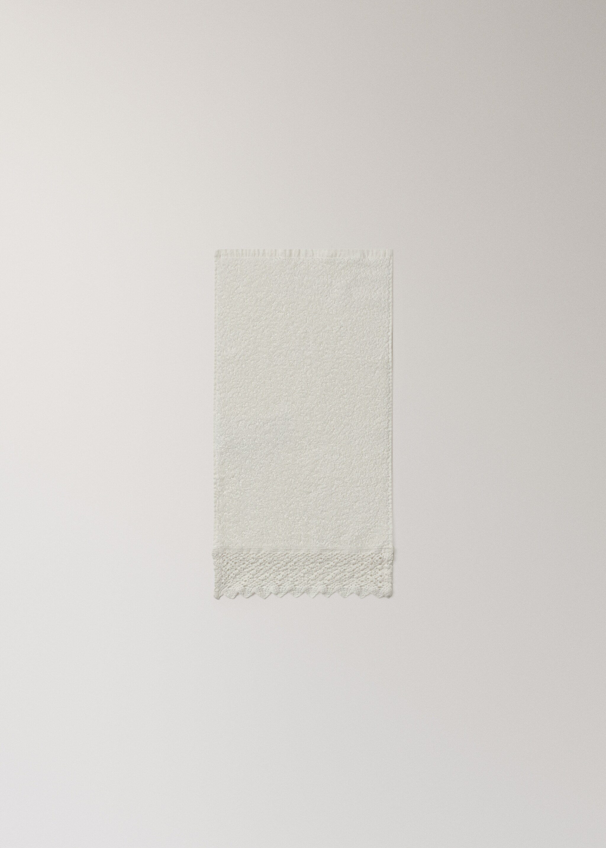 Gästehandtuch aus 100 % Baumwolle mit Spitzenborte - Detail des Artikels 3, Ecru. Ref: 27001564-00.