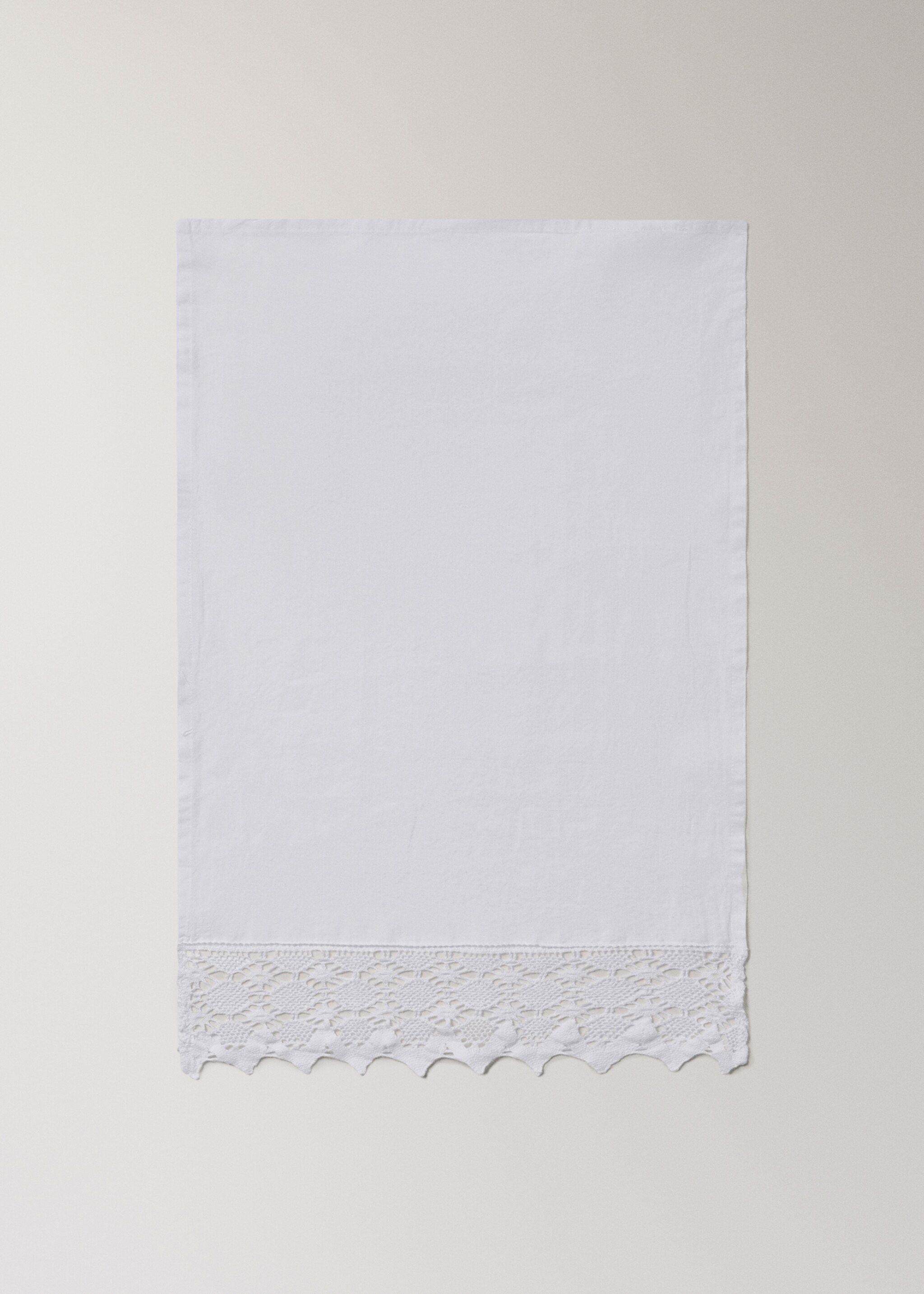 Linnen handdoek met kanten afwerking - Artikel zonder model, Wit. Ref: 27001570-00.