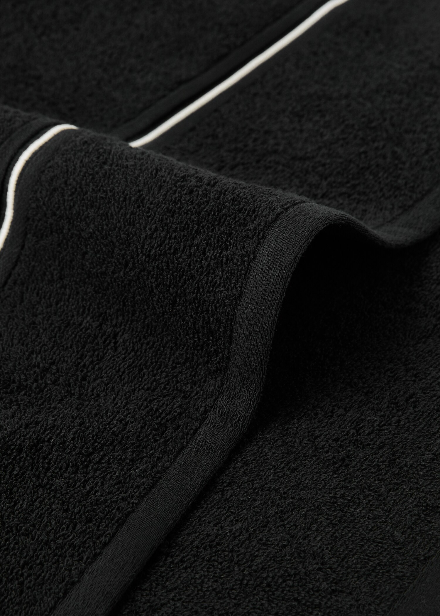 Baumwollhandtuch mit besticktem Muschelsaum - Detail des Artikels 1