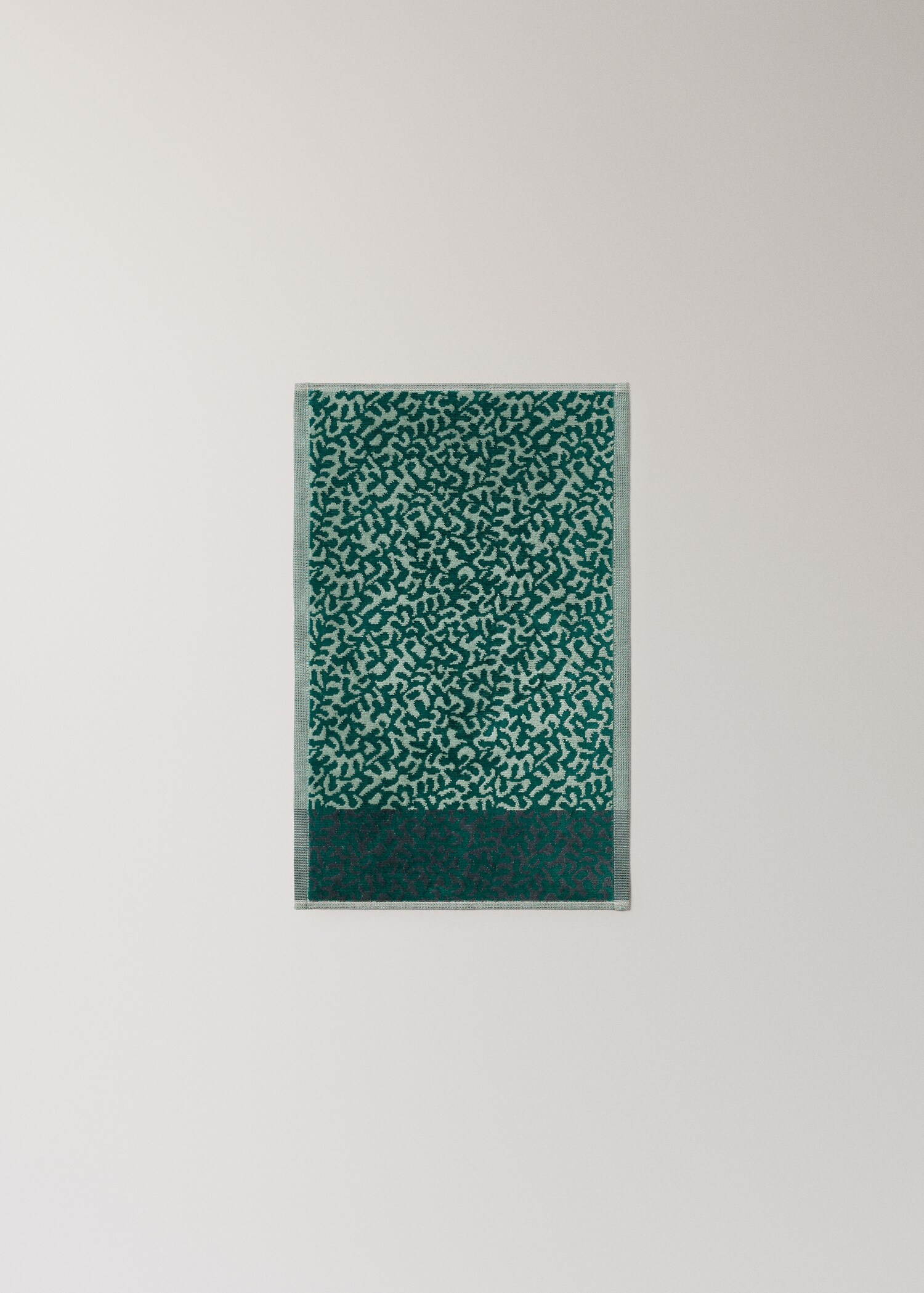 Jacquard cotton terry animal pattern hand towel - Details of the article 3