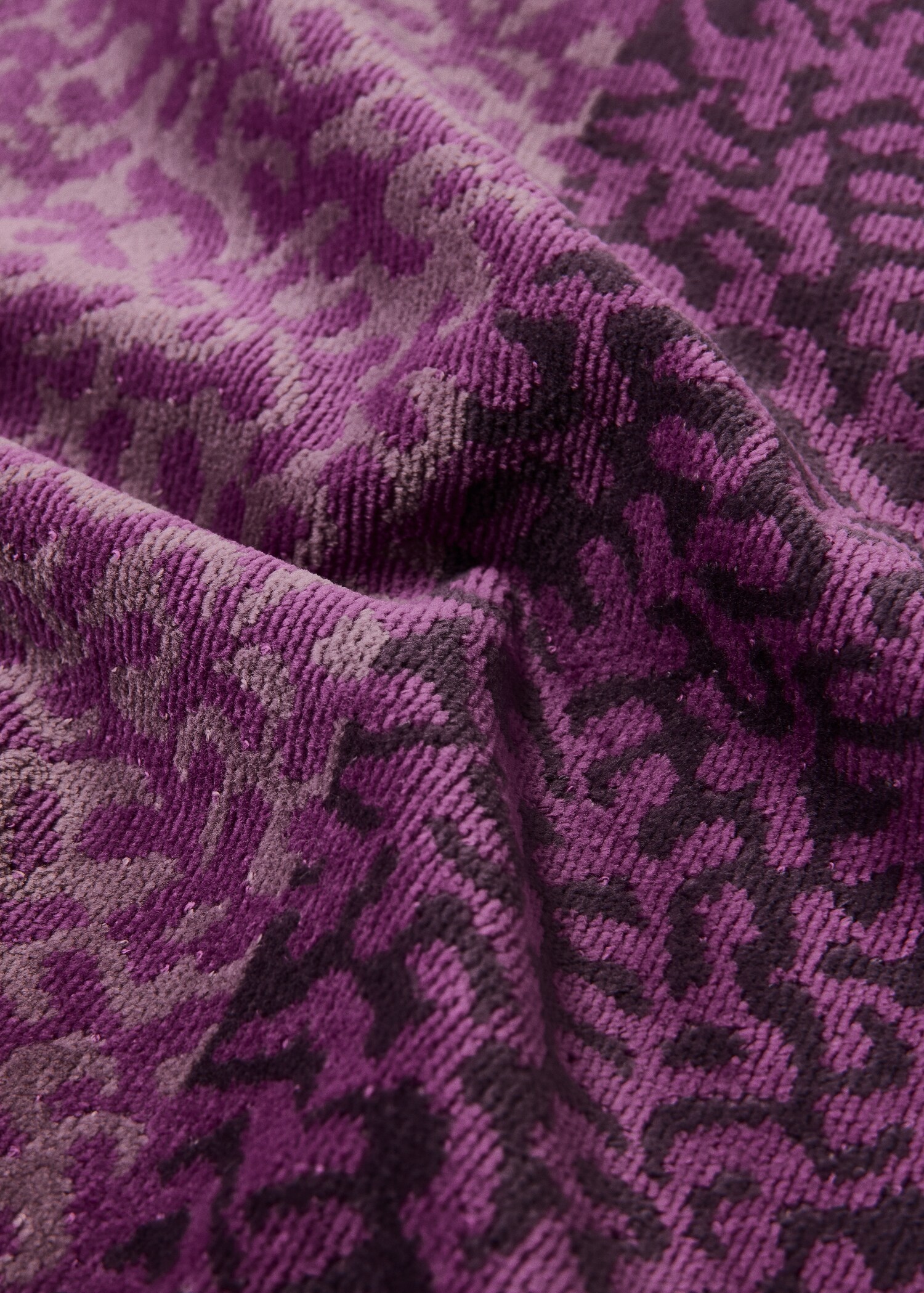 Jacquard cotton terry animal pattern hand towel - Details of the article 1