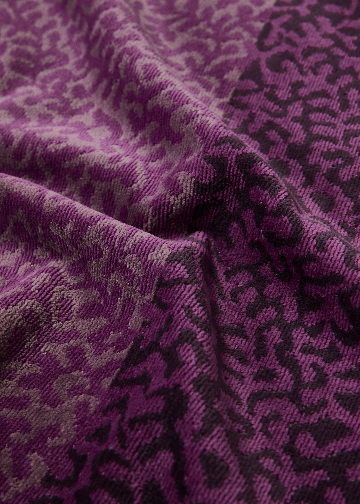 Jacquard cotton terry animal pattern bath towel - Details of the article 1