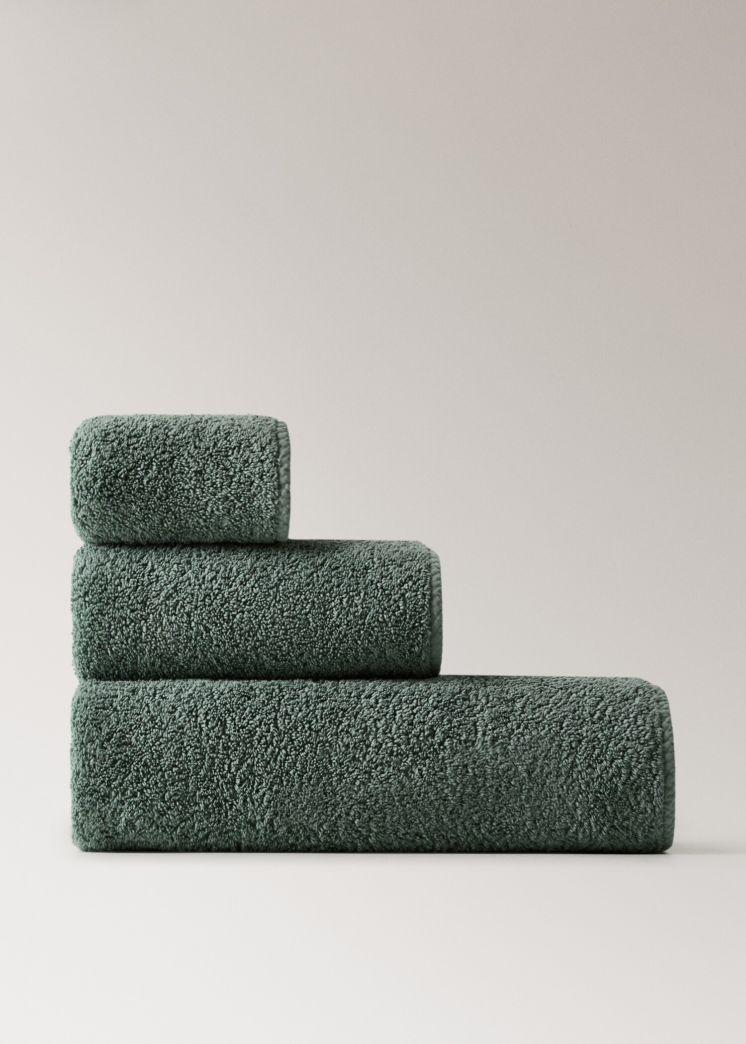 Garment-dyed towel - Article without model