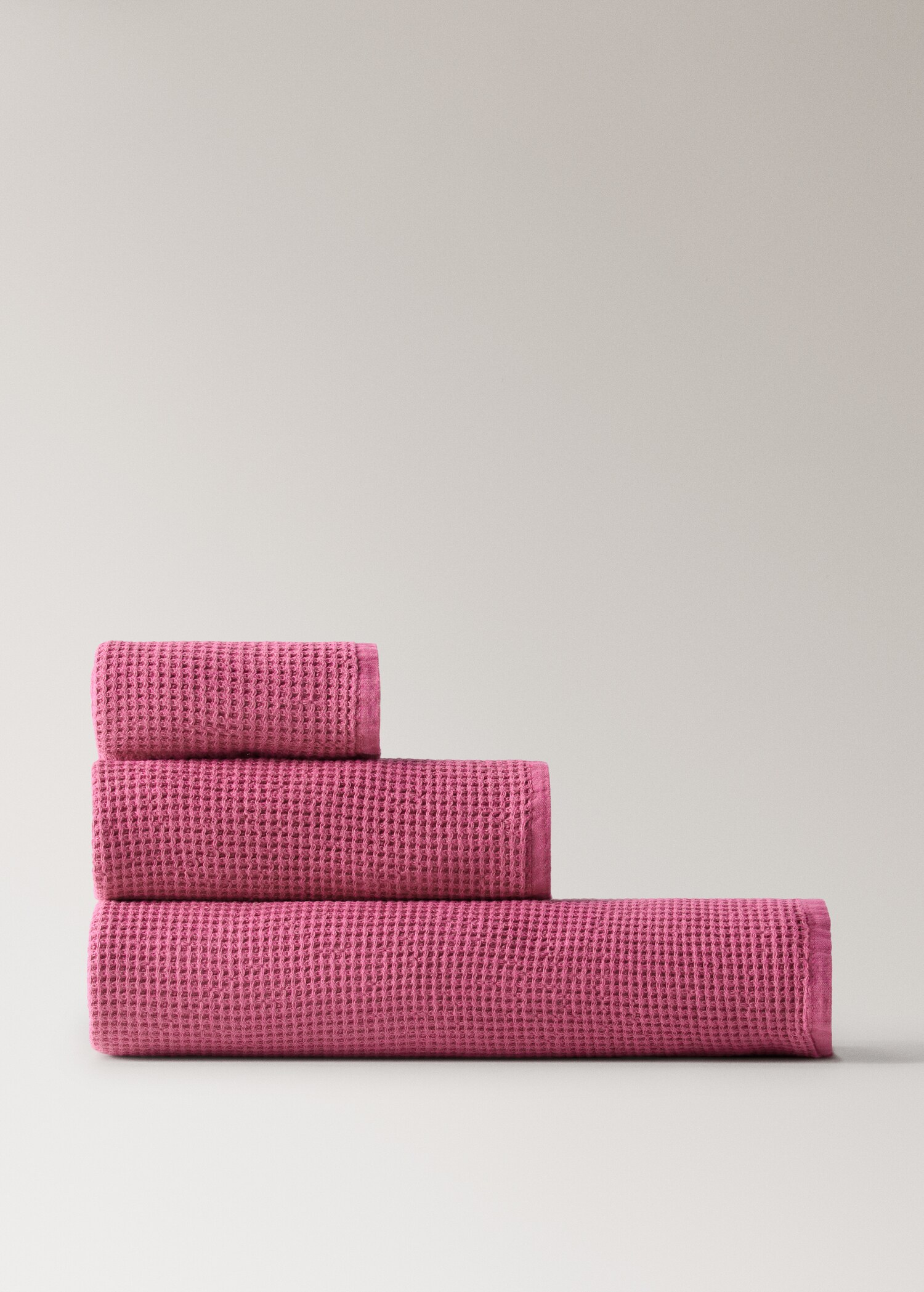 Cotton hand towel mini waffle garment-wash - Article without model