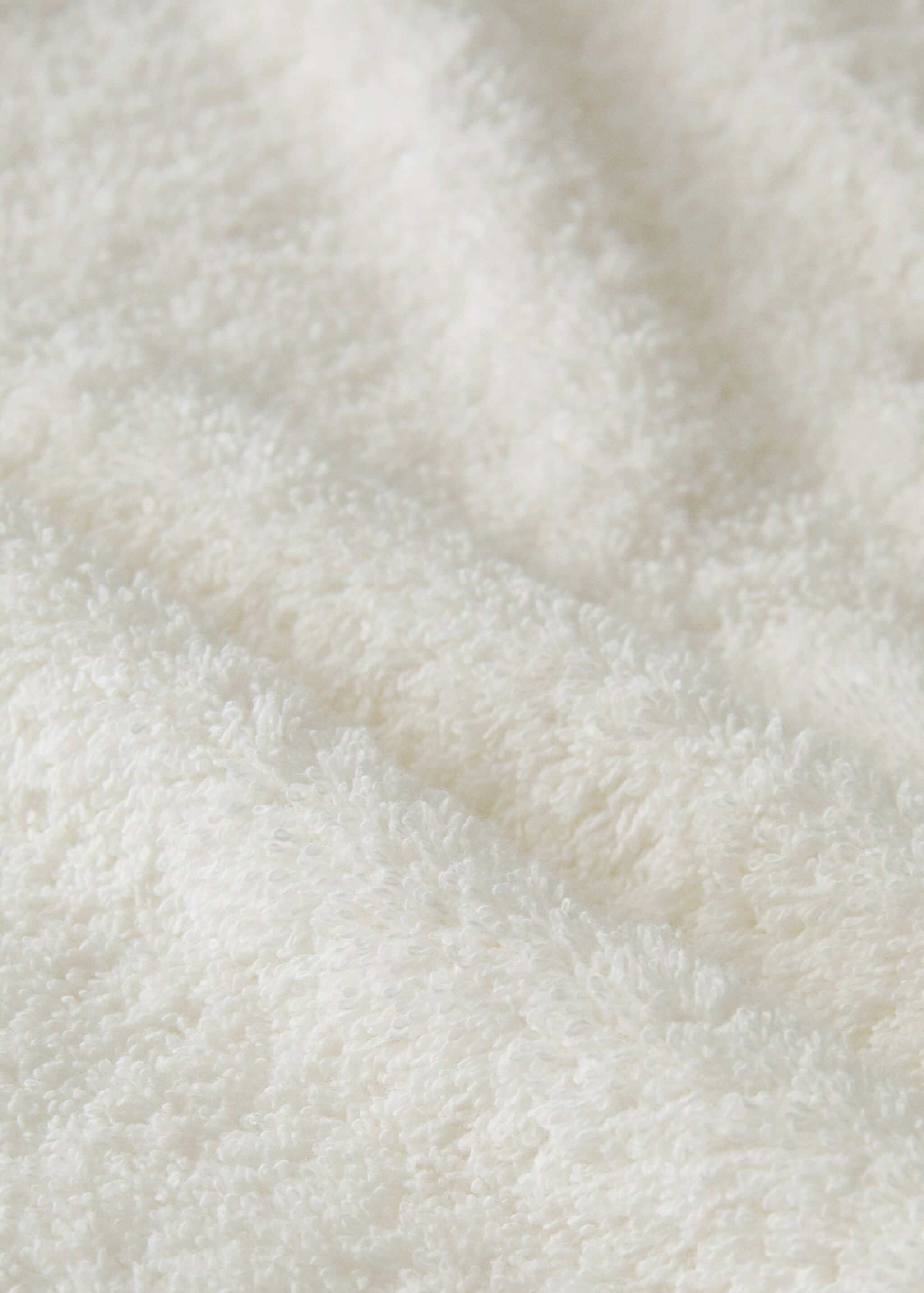 Frayed edge cotton terry hand towel with frill trim - Details of the article 1, Ecru. Ref: 27001600-00.