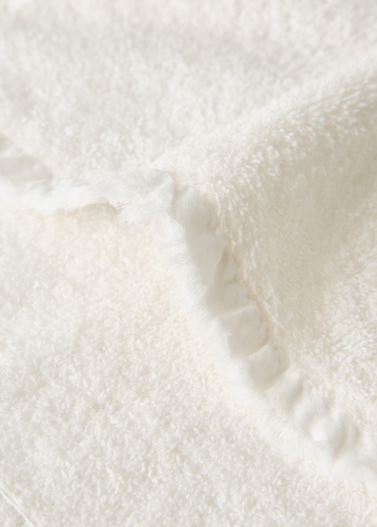 Cotton terry guest towel with frayed edge and ruffle - Details of the article 1